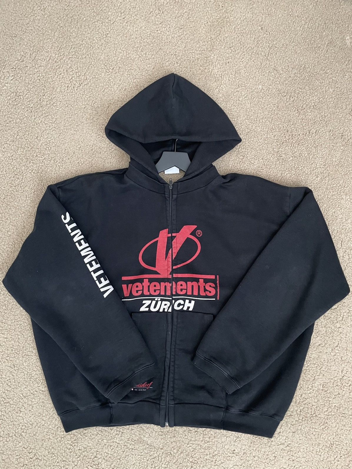 Vetements weltschmerz outlet hoodie