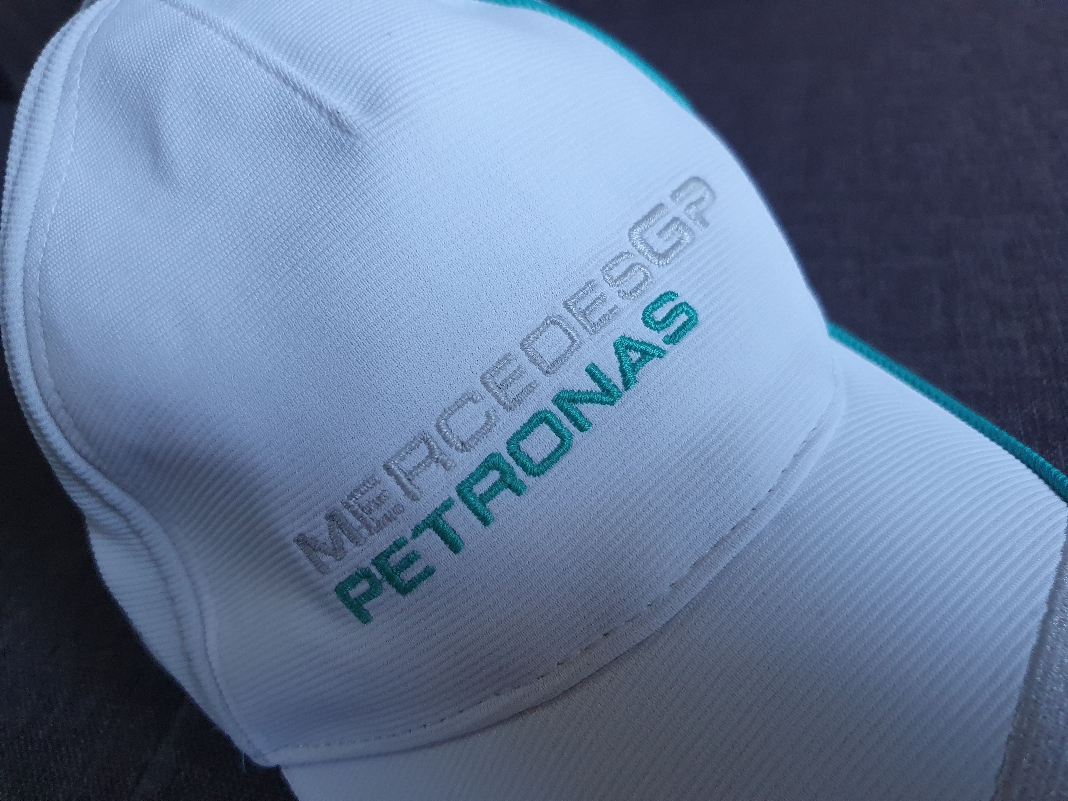Henri Lloyd Very rare vintge cap Mercedes Benz Henri Lloyd Size ONE SIZE - 2 Thumbnail
