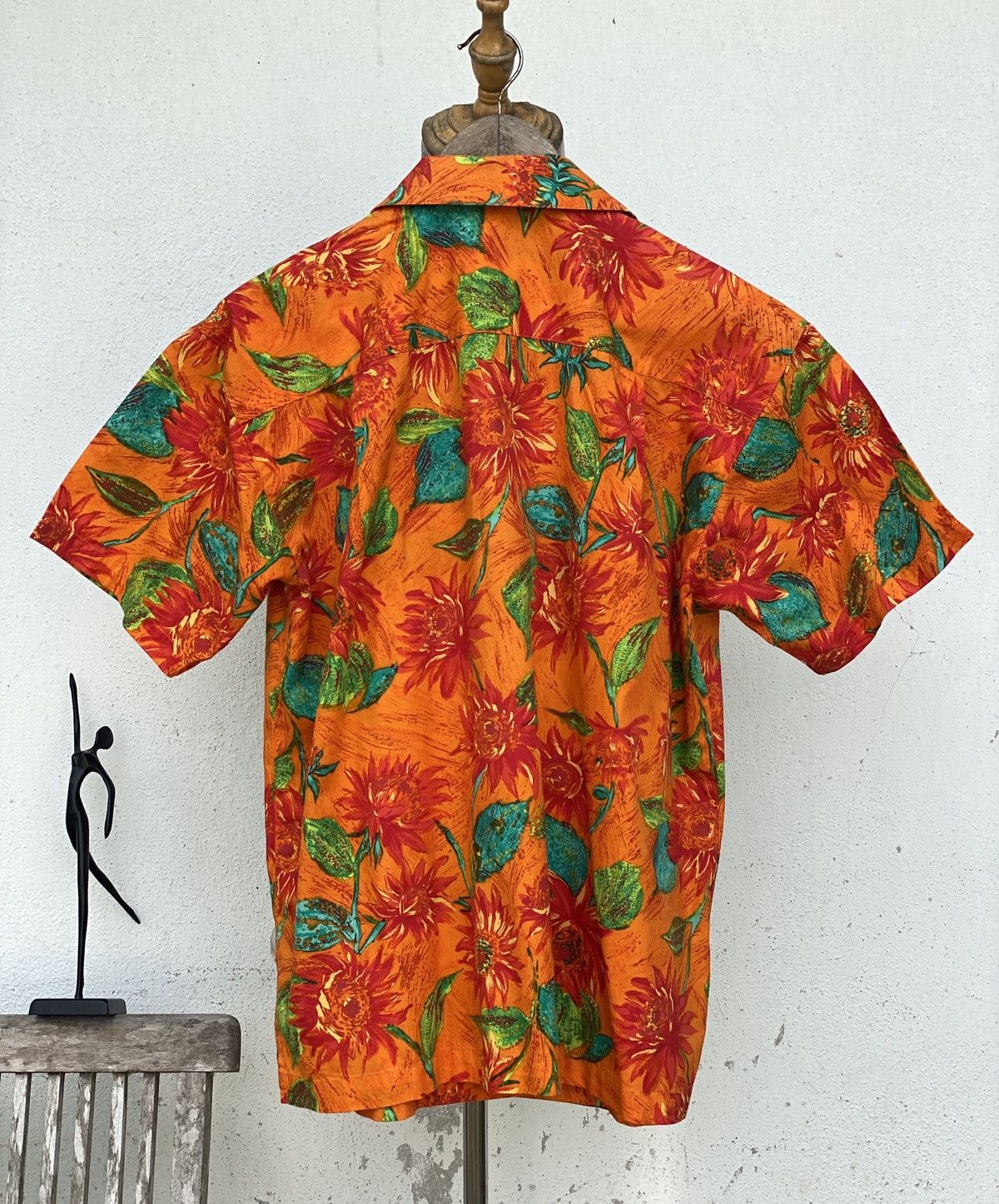 Vintage vibrant orange Hawaiian shirt, a vintage from Issey Miyake. Size US M / EU 48-50 / 2 - 2 Thumbnail