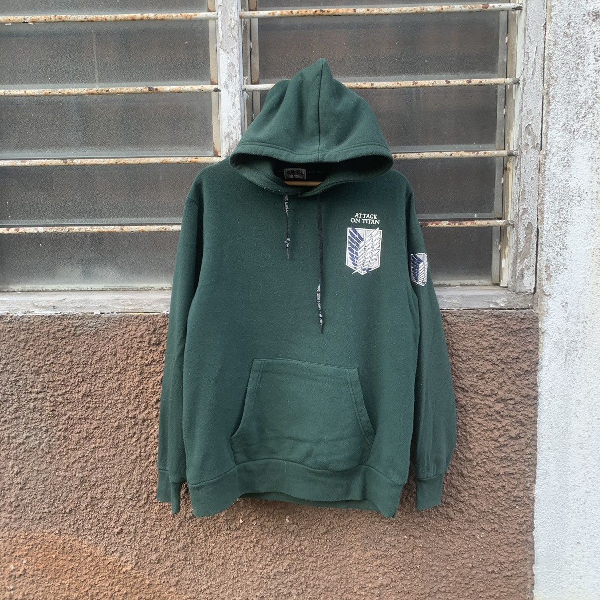 Anime × Vintage Vintage Attack On Titan/Anime/Movie/Game Pullover Hoodie Size US L / EU 52-54 / 3 - 2 Thumbnail
