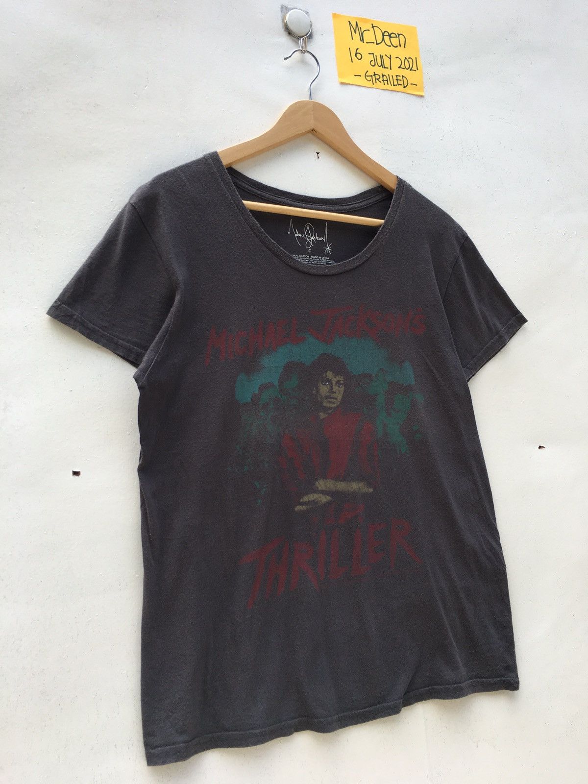 Band Tees Michael Jackson Thriller Photo print T shirt Size US S / EU 44-46 / 1 - 4 Thumbnail