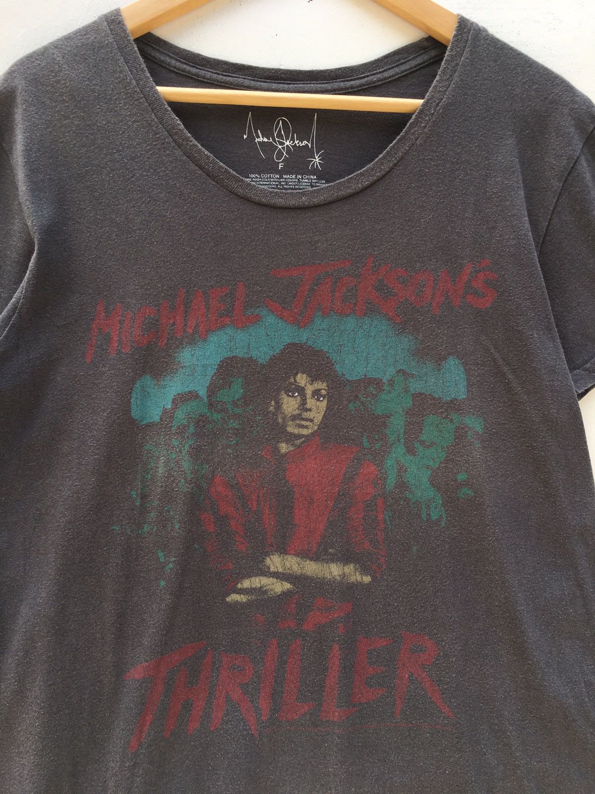 Band Tees Michael Jackson Thriller Photo print T shirt Size US S / EU 44-46 / 1 - 1 Thumbnail