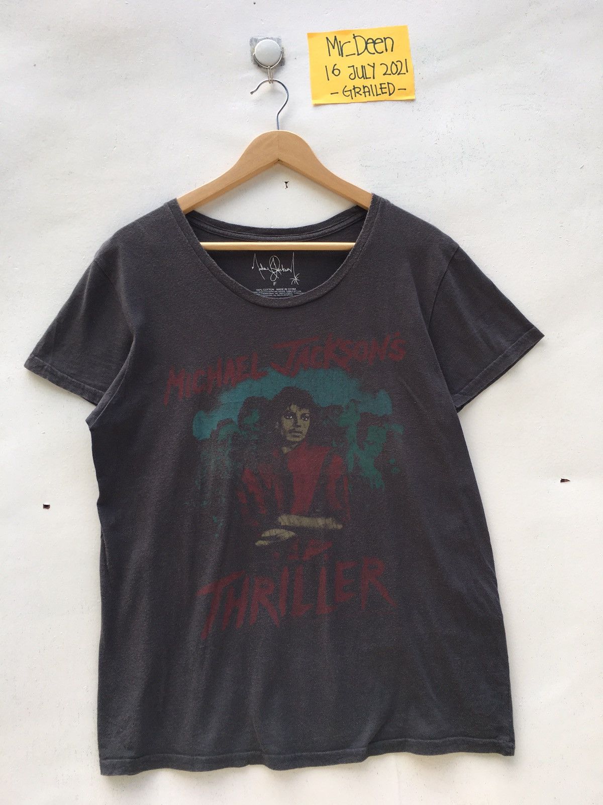 Band Tees Michael Jackson Thriller Photo print T shirt Size US S / EU 44-46 / 1 - 3 Thumbnail