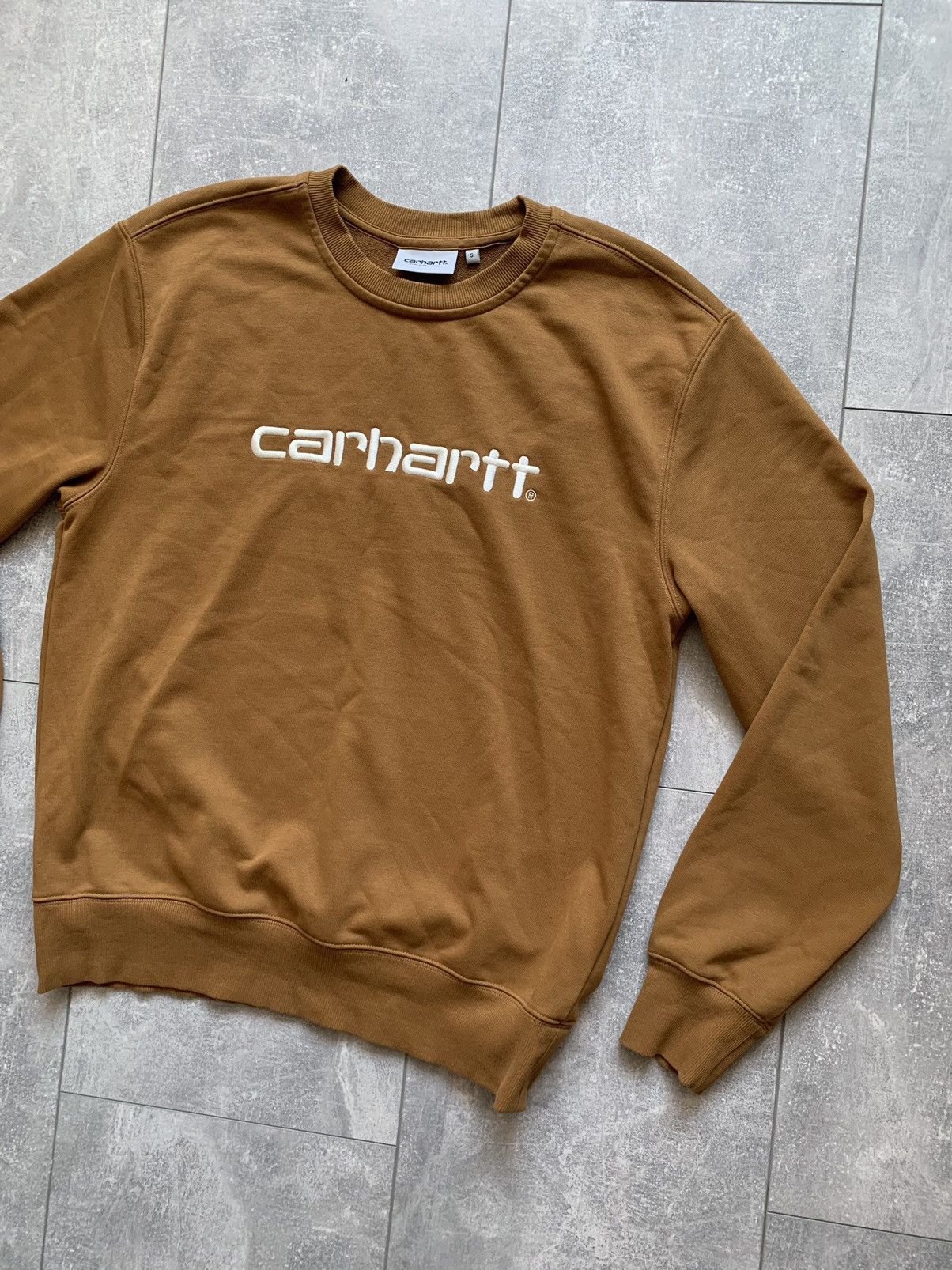 Carhartt × Carhartt Wip Carhartt wip logo sweatshirt spell out embroidered brown Size US S / EU 44-46 / 1 - 3 Thumbnail