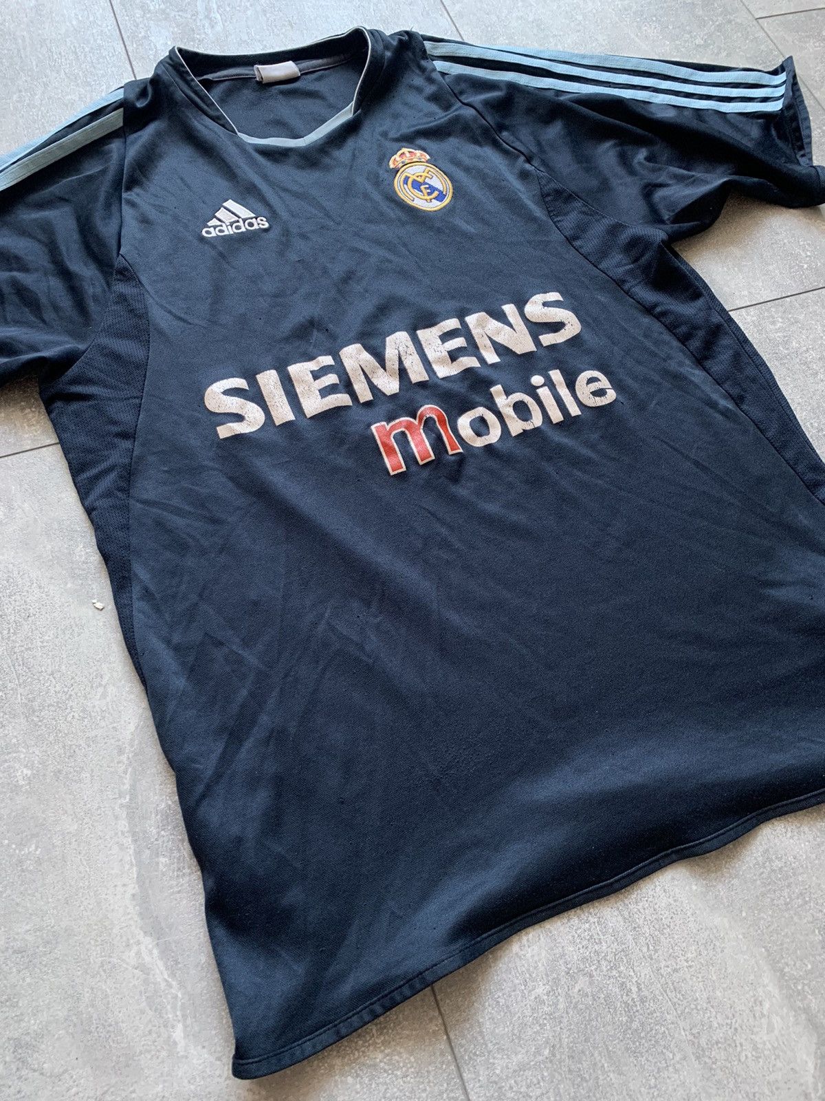 Adidas Adidas Real Madrid 2003 soccer jersey Size US S / EU 44-46 / 1 - 6 Thumbnail