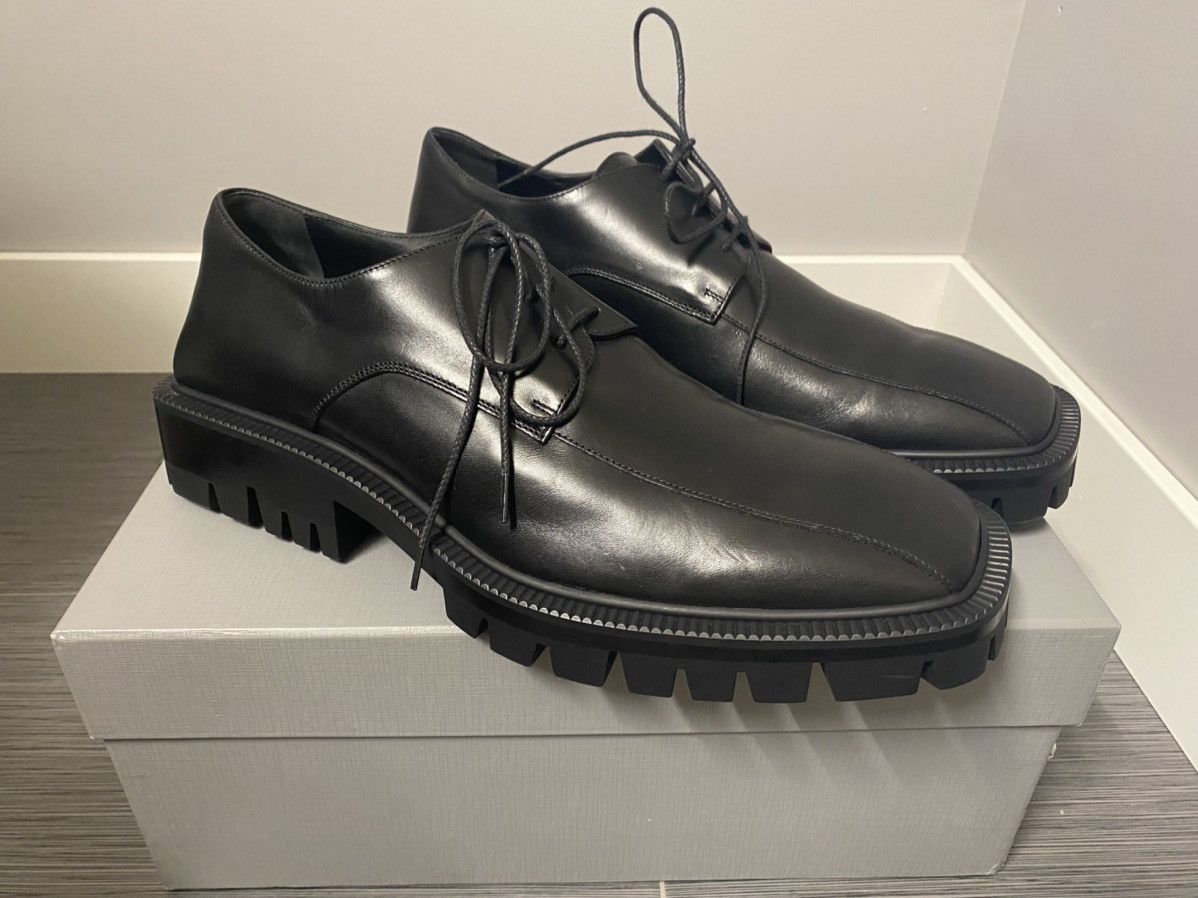 Balenciaga BALENCIAGA AW19 OUTDOOR RIM DERBY | Grailed