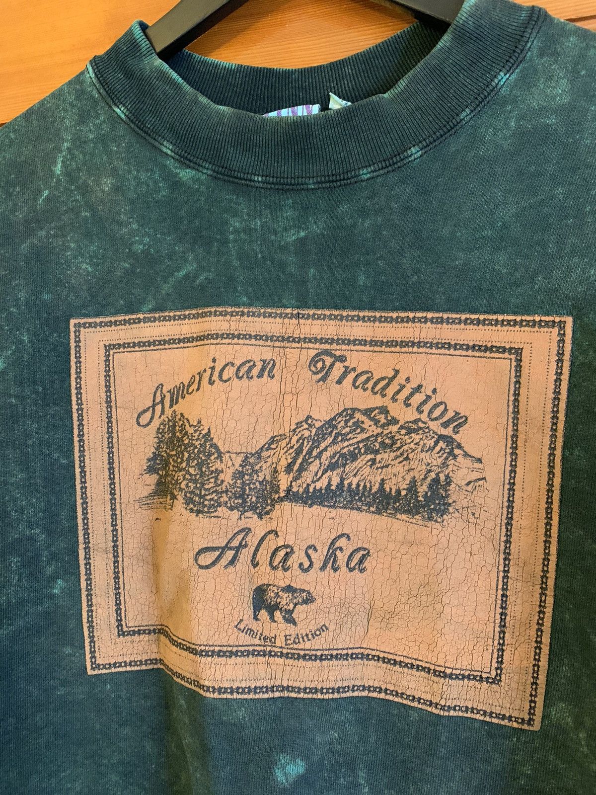 Vintage *RARE* Vintage Alaska Heavyweight Crewneck Sweatshirt - S/M Size US M / EU 48-50 / 2 - 3 Thumbnail
