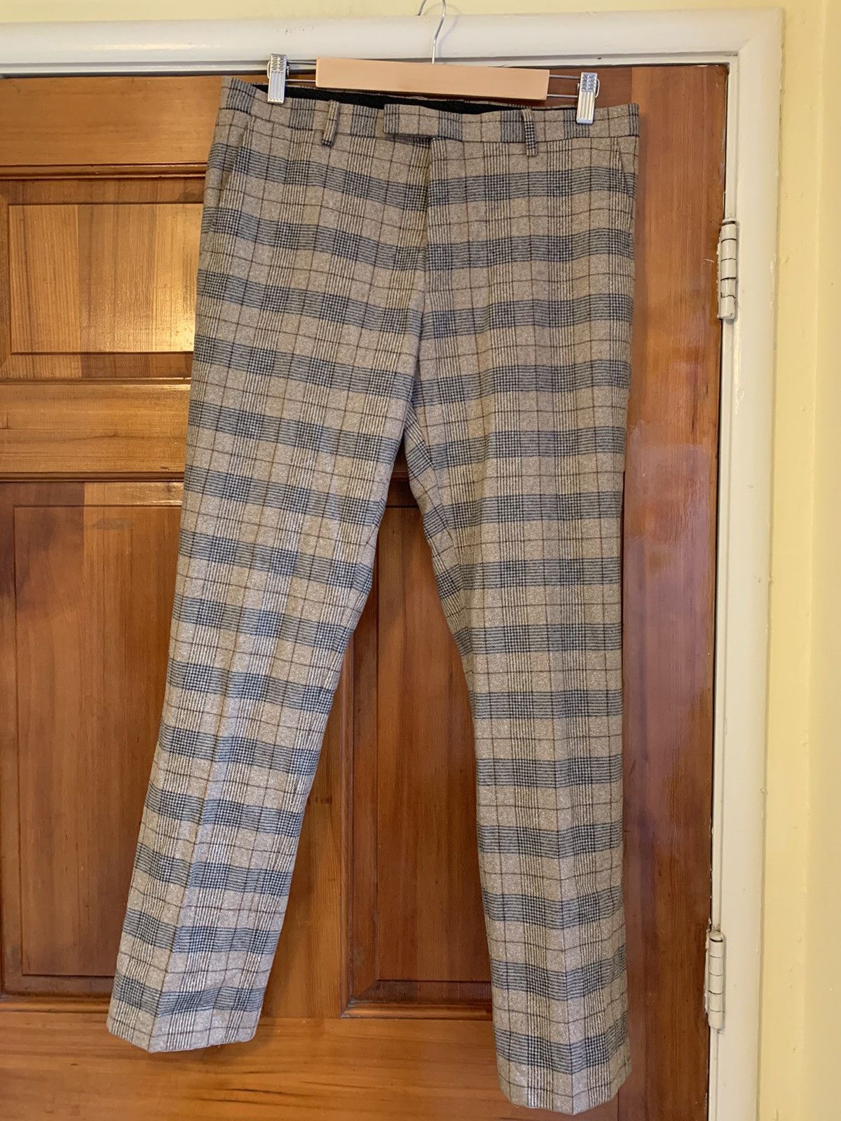 Designer *RARE* Twisted Tailor Wool Tapered Pants - 34 S Size 34S - 1 Thumbnail