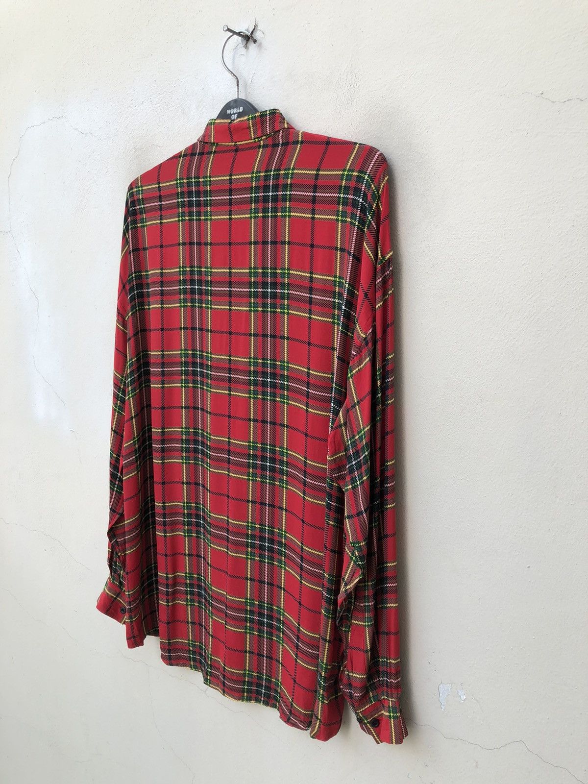Vintage Vintage Vittorio Carini Barassi Tartan Rayon LS Shirt Size US L / EU 52-54 / 3 - 11 Thumbnail