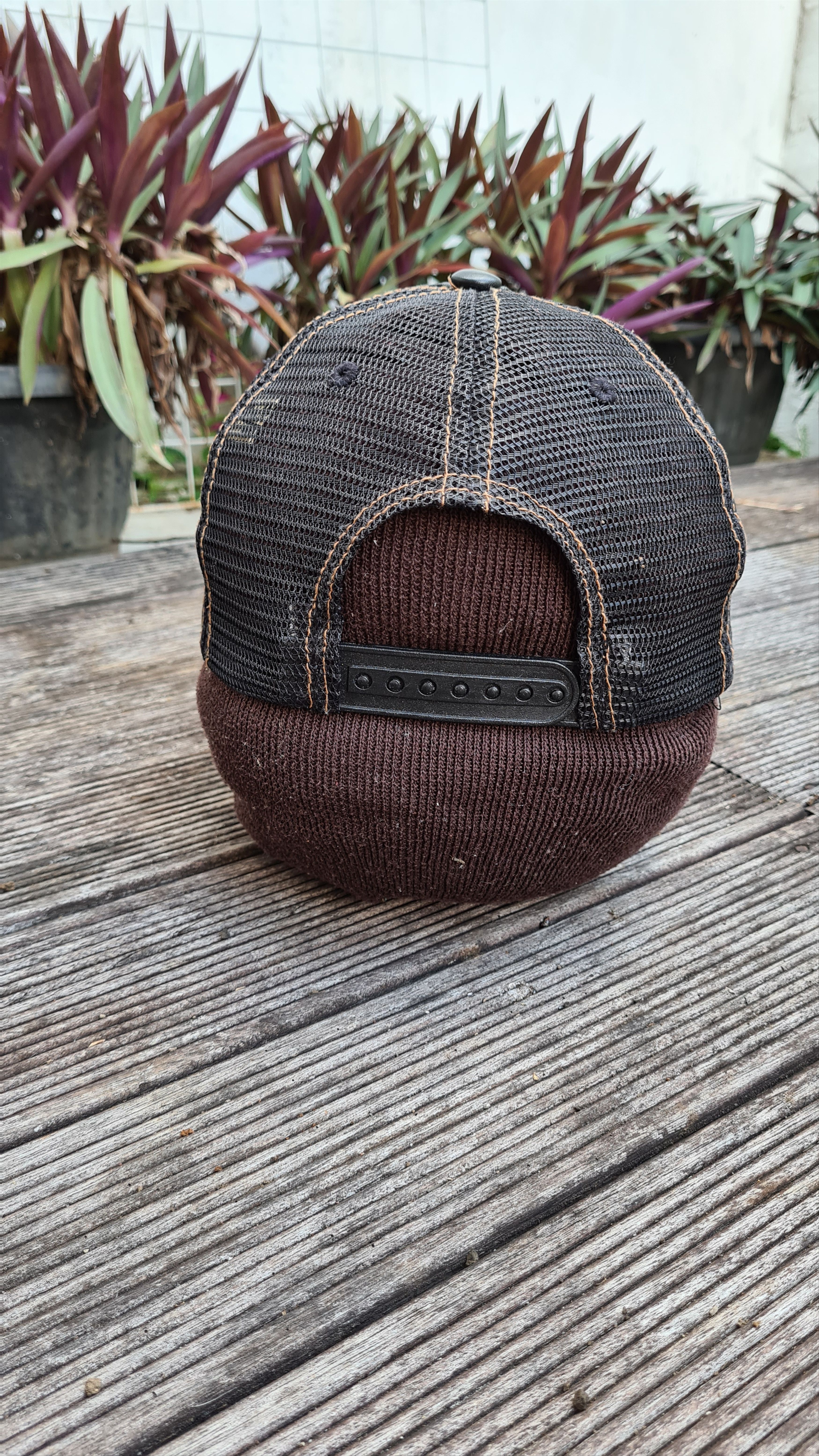 Vintage × Von Dutch Suede Von Dutch Trucker Hat Size ONE SIZE - 4 Thumbnail