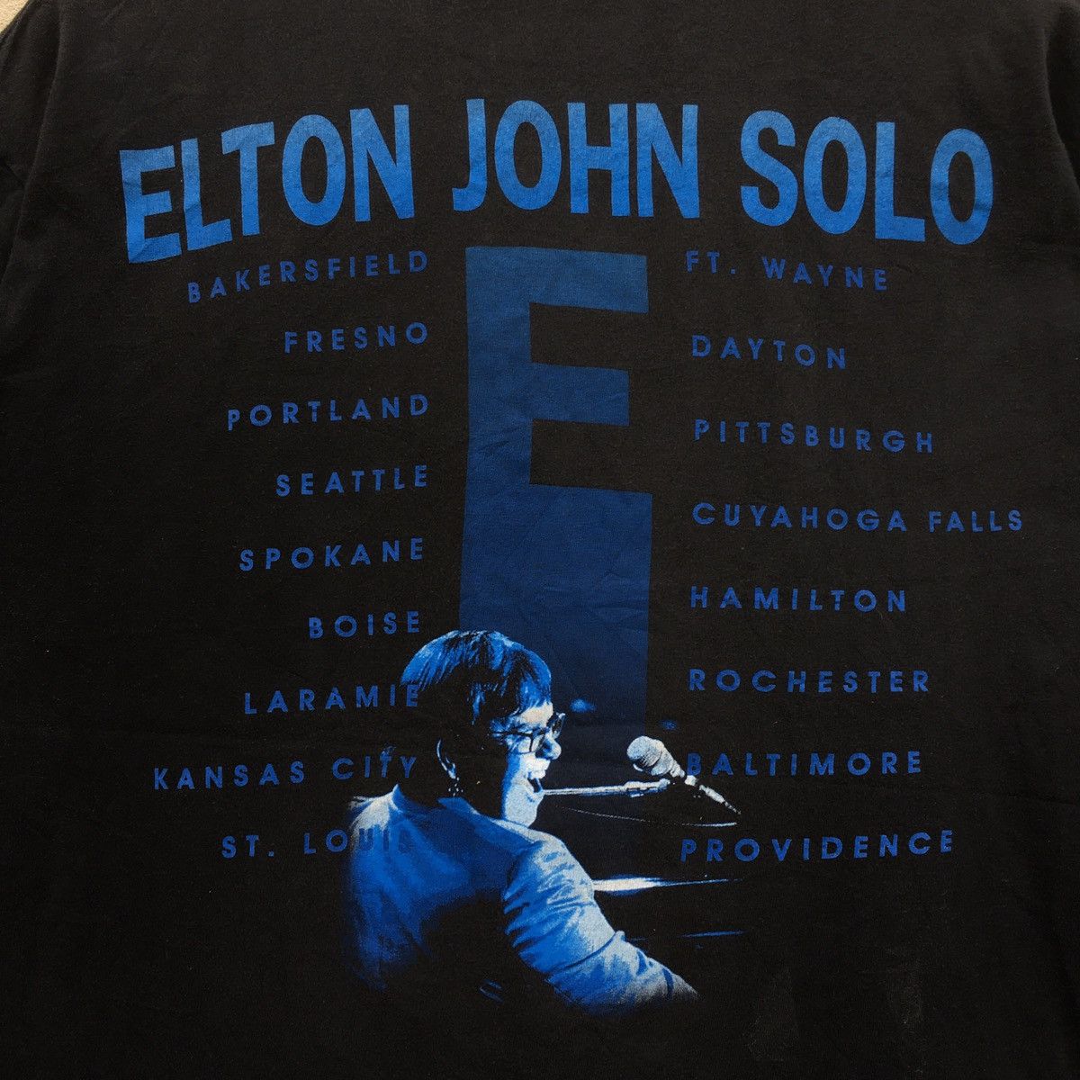 Band Tees × Vintage Vintage 90s ELTON JOHN SOLO SINGER T-Shirt Size US L / EU 52-54 / 3 - 8 Thumbnail