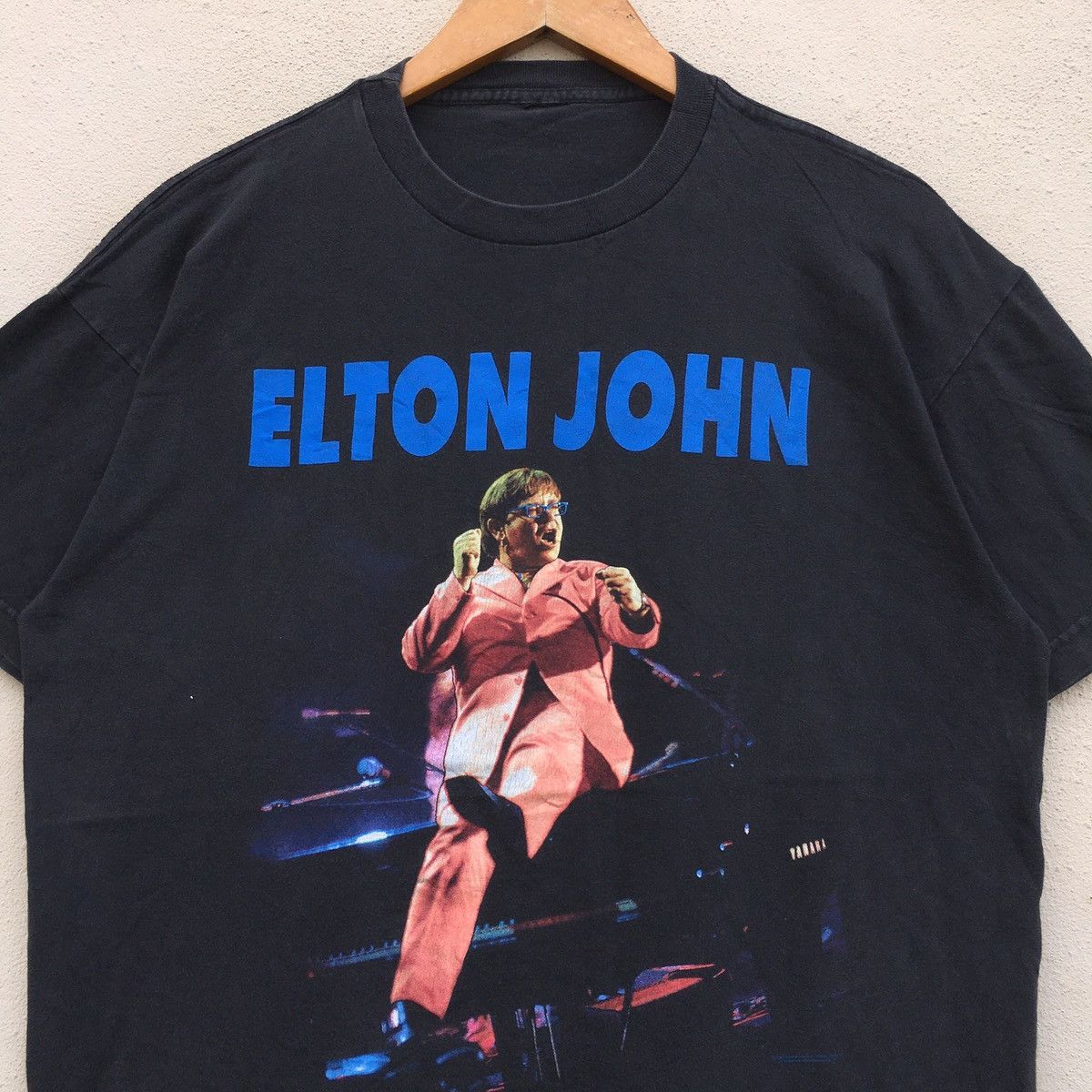 Band Tees × Vintage Vintage 90s ELTON JOHN SOLO SINGER T-Shirt Size US L / EU 52-54 / 3 - 3 Thumbnail
