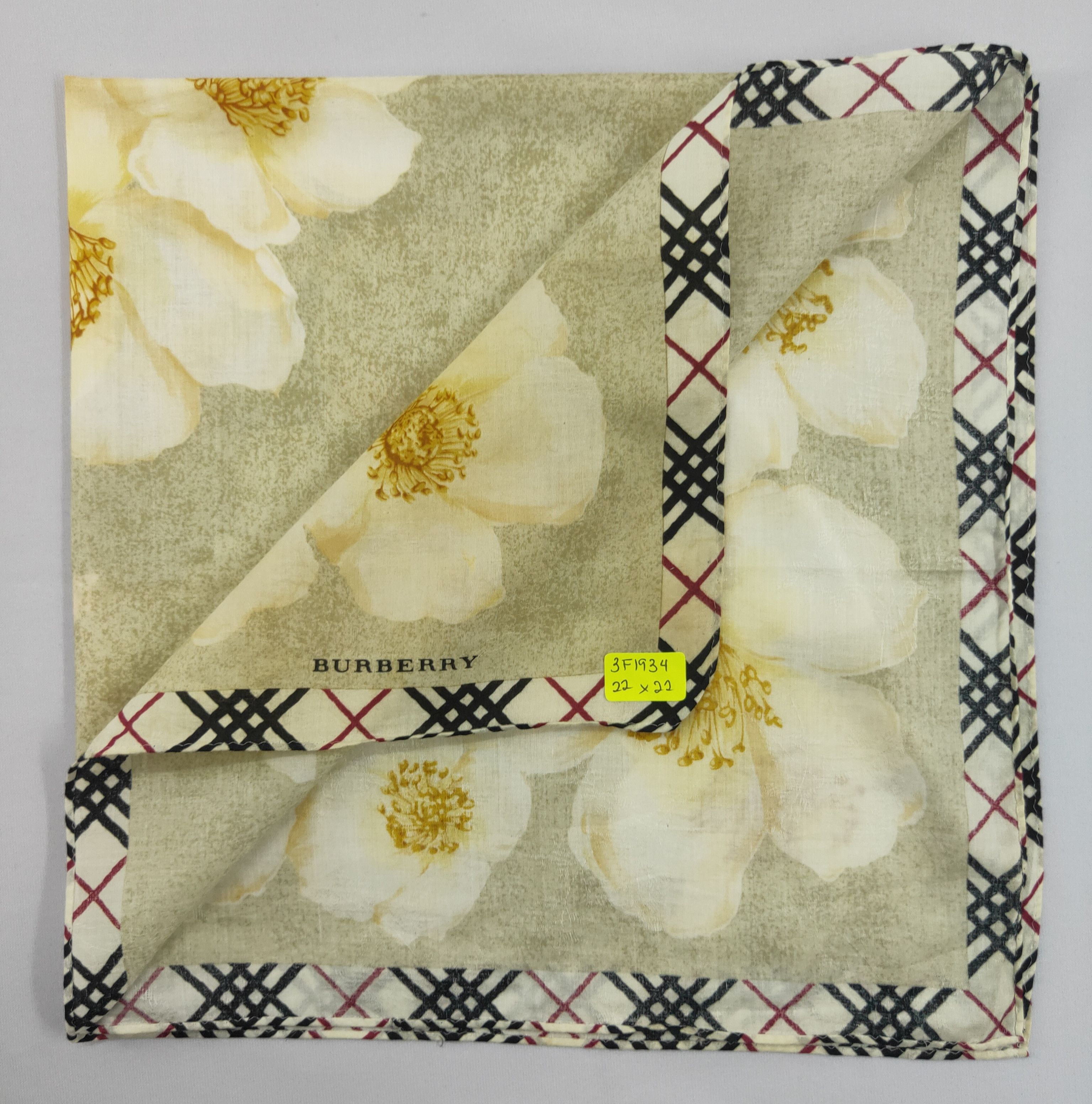 Burberry Burberry Handkerchief neckerchief bandana - 3F1934 Size ONE SIZE - 2 Thumbnail