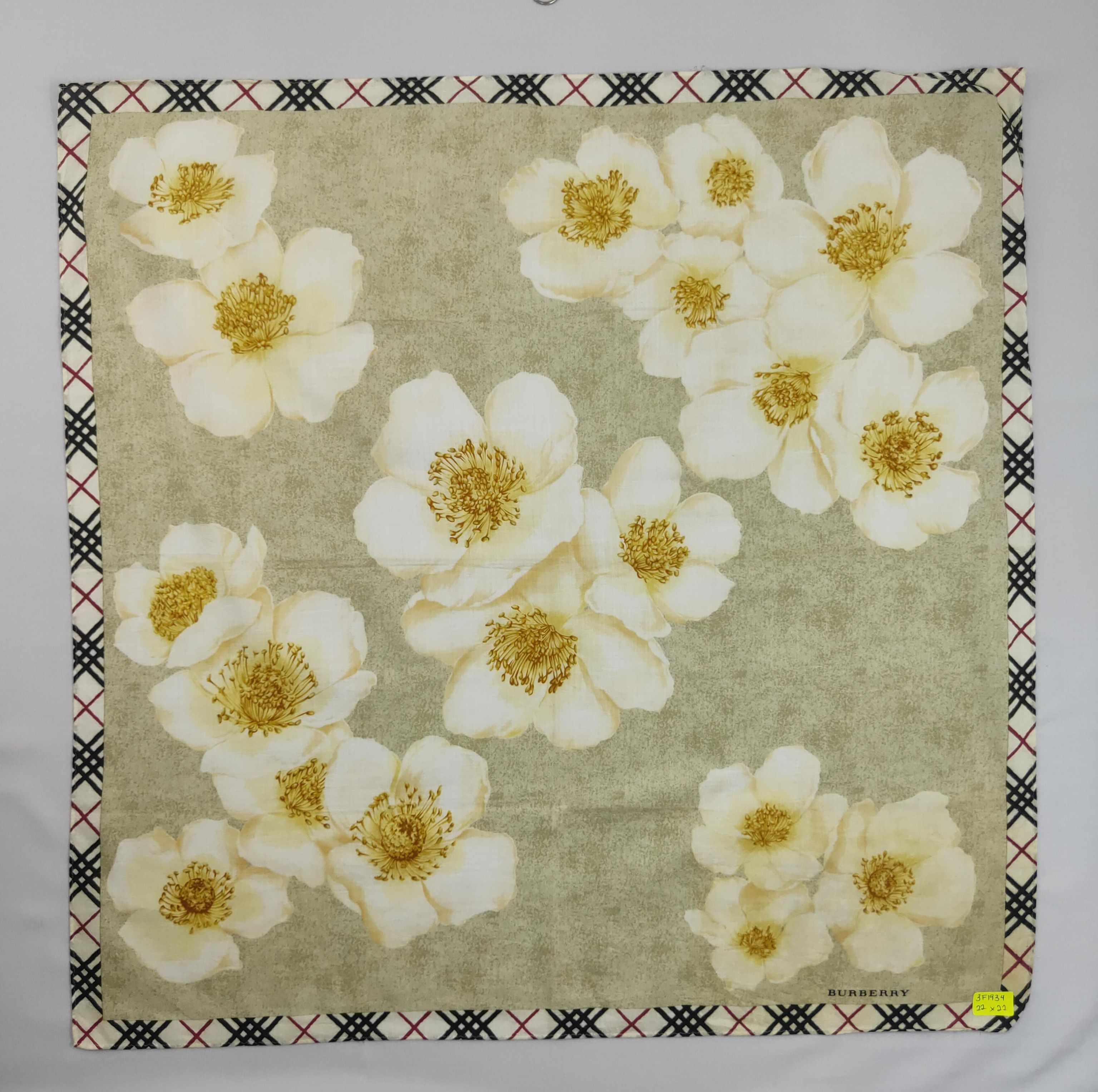 Burberry Burberry Handkerchief neckerchief bandana - 3F1934 Size ONE SIZE - 4 Thumbnail