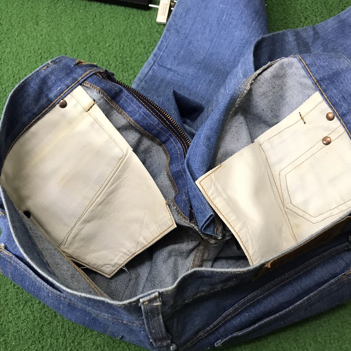 Edwin Vintage Edwin Denim Flare Jeans Union Made Size US 32 / EU 48 - 21 Thumbnail