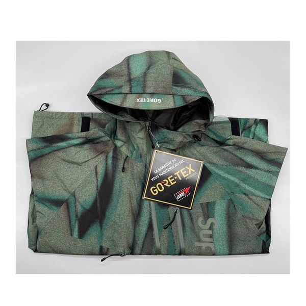 Supreme SUPREME GORE‑TEX Paclite Shell Jacket (SS21) | Grailed