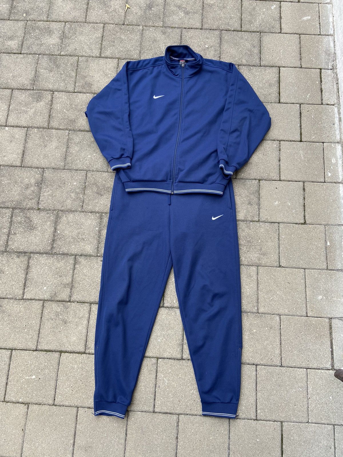 ❗️激安❗️90s deadstock Nike navy コーデュロイ 楽天市場】NIKE AIR MAX 90 ESSENTIAL midnight navy/white