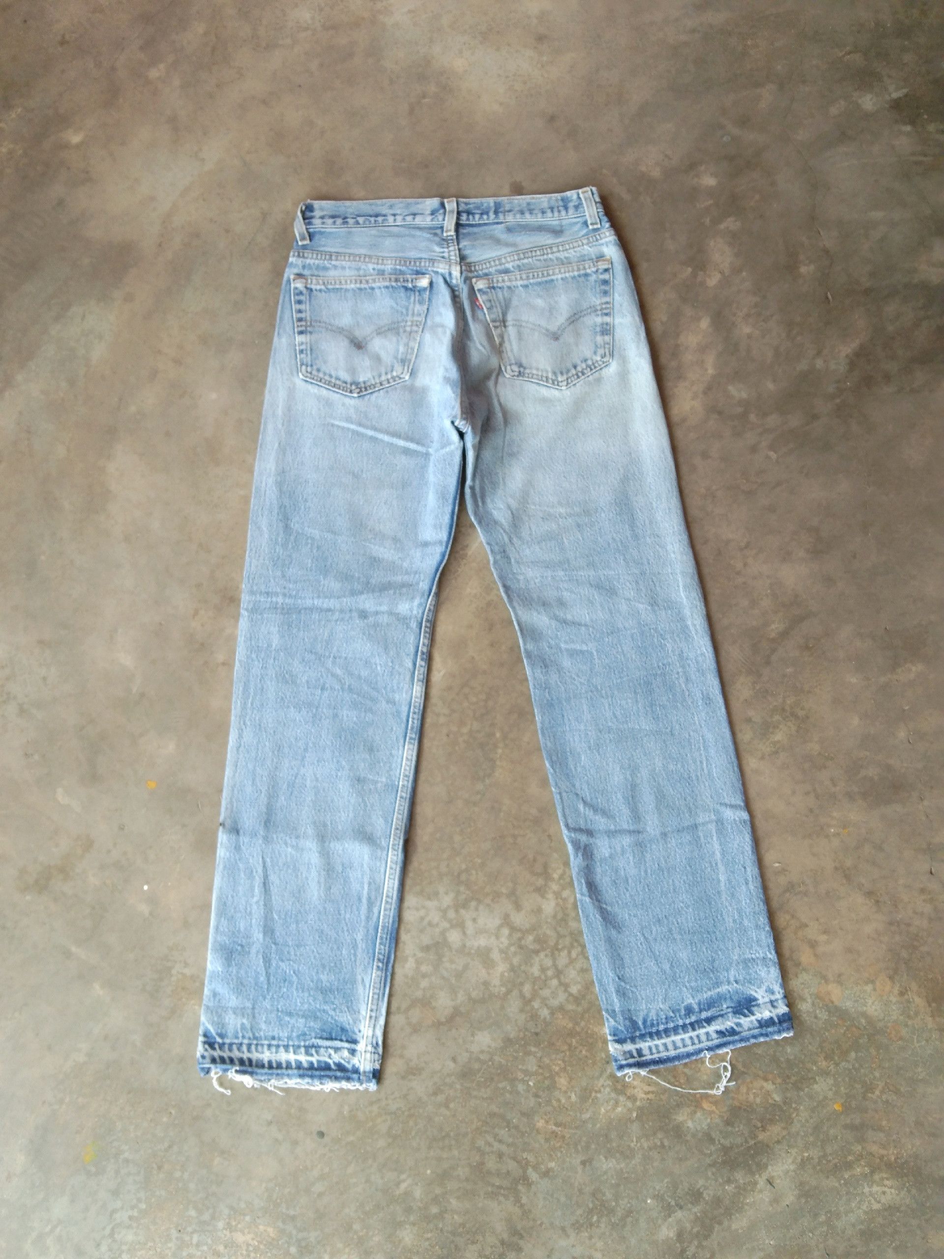 Levi's Vintage 1990s Levi's 501 Lightwash/Distressed Size US 29 - 2 Thumbnail