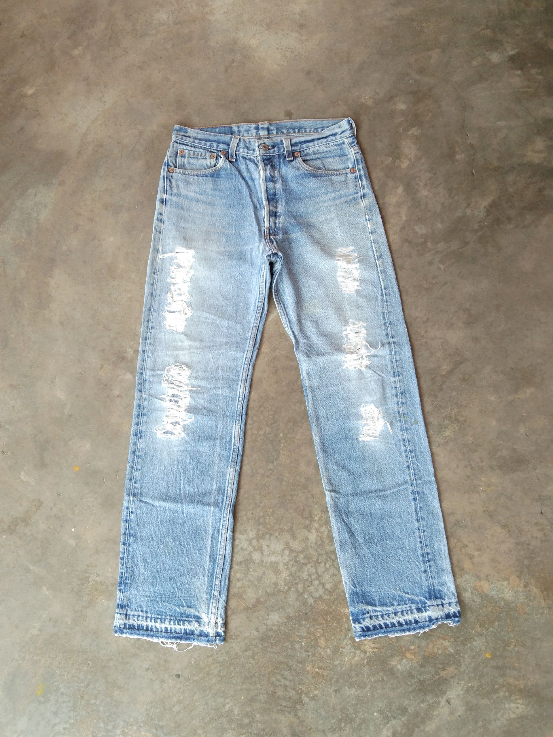 Levi's Vintage 1990s Levi's 501 Lightwash/Distressed Size US 29 - 1 Thumbnail