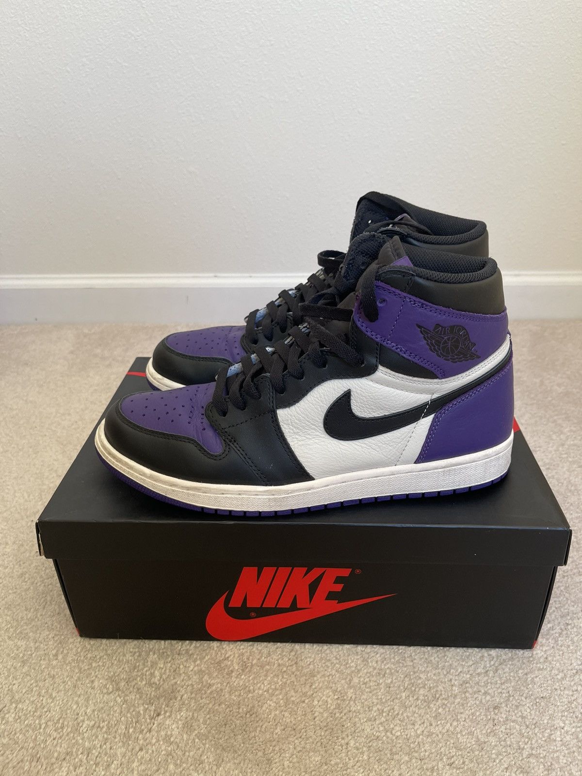 Air Jordan 1 Retro High OG Court Purple 2018