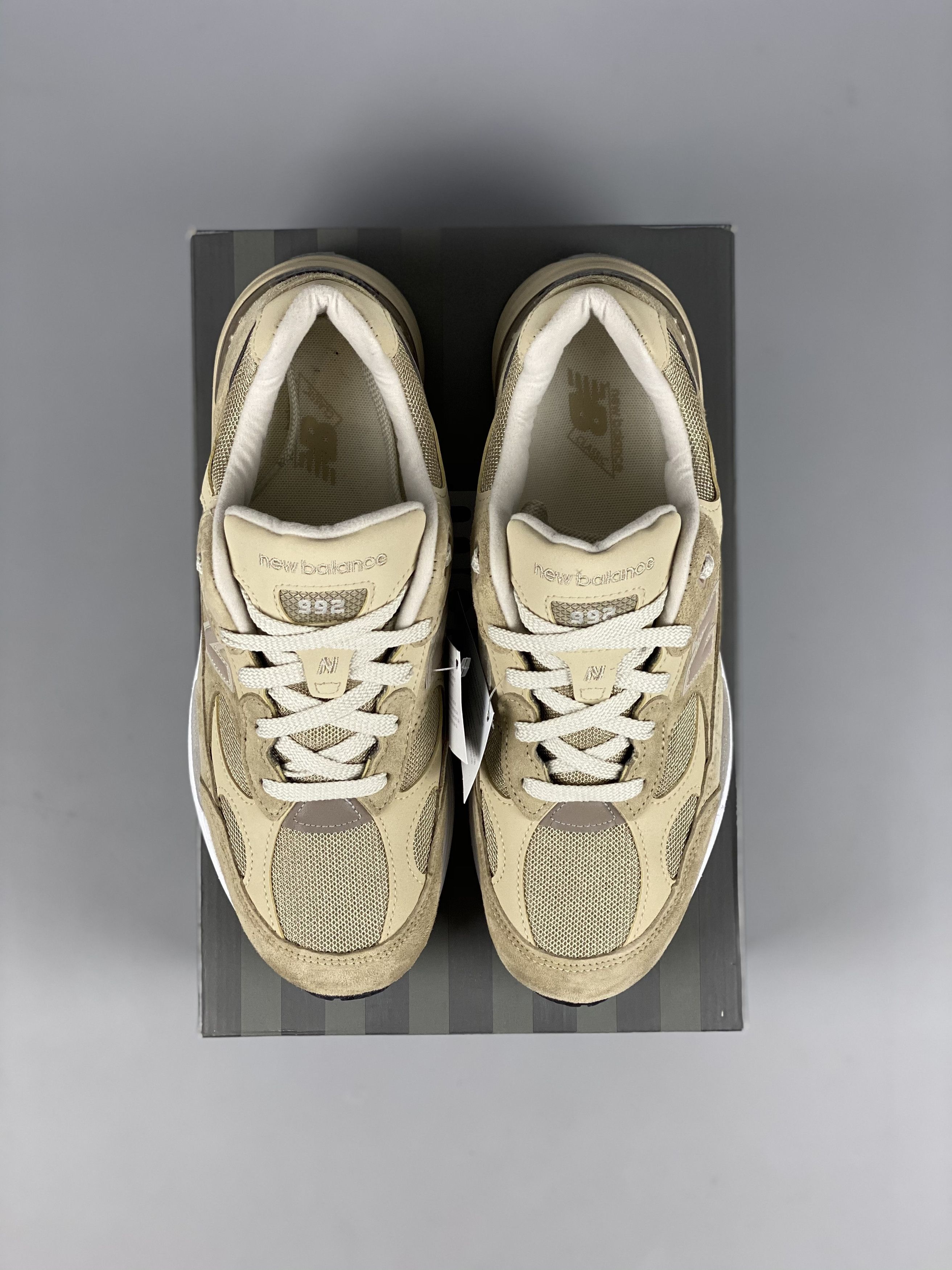 New Balance New Balance 992 Tan Size US 9.5 / EU 42-43 - 7 Thumbnail