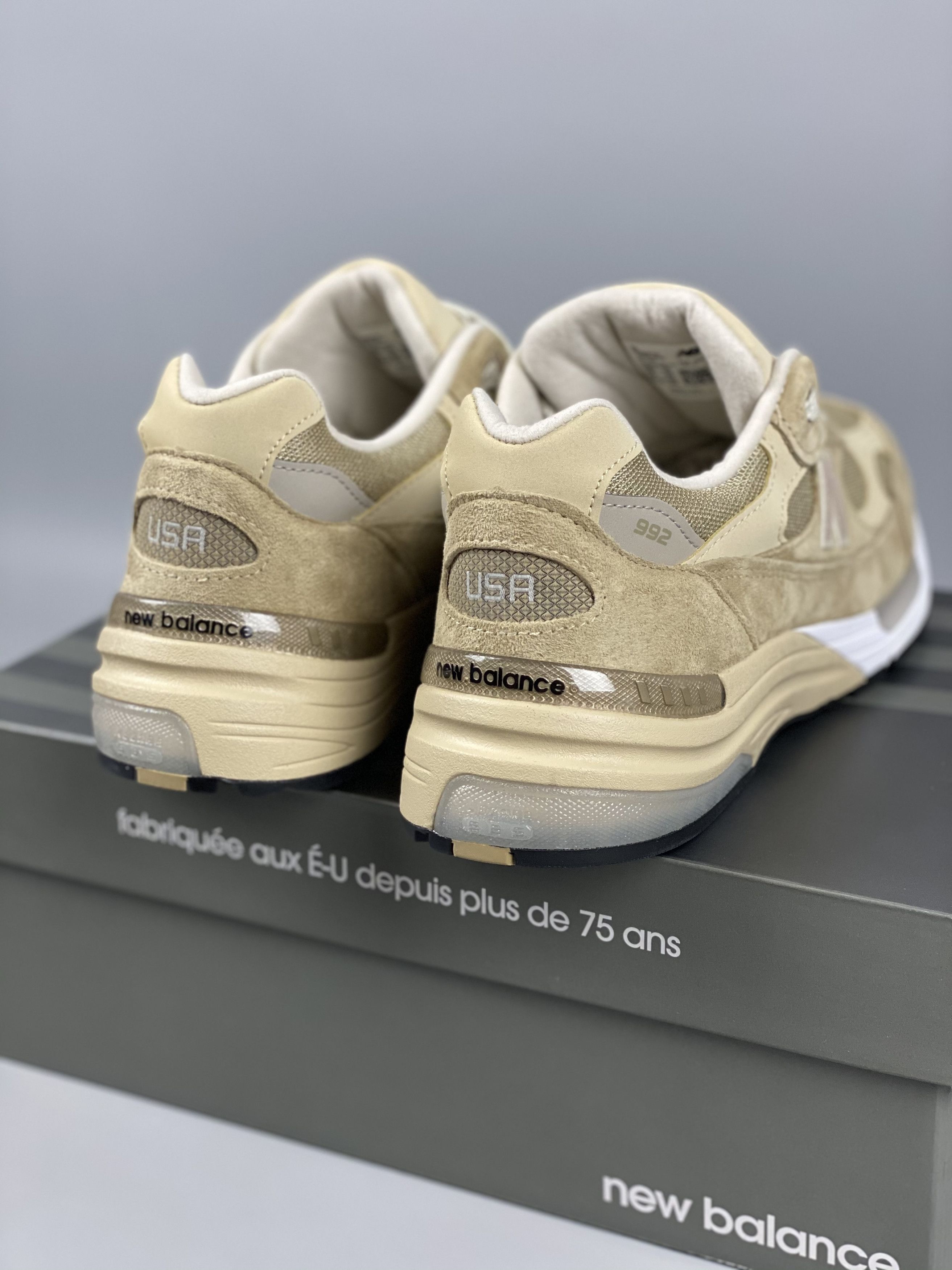 New Balance New Balance 992 Tan Size US 9.5 / EU 42-43 - 4 Thumbnail