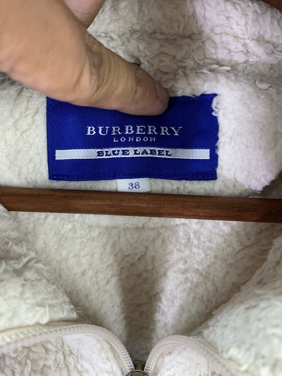 Burberry Vintage Burberry Blue Label Fleece Hoodie Size US S / EU 44-46 / 1 - 5 Thumbnail
