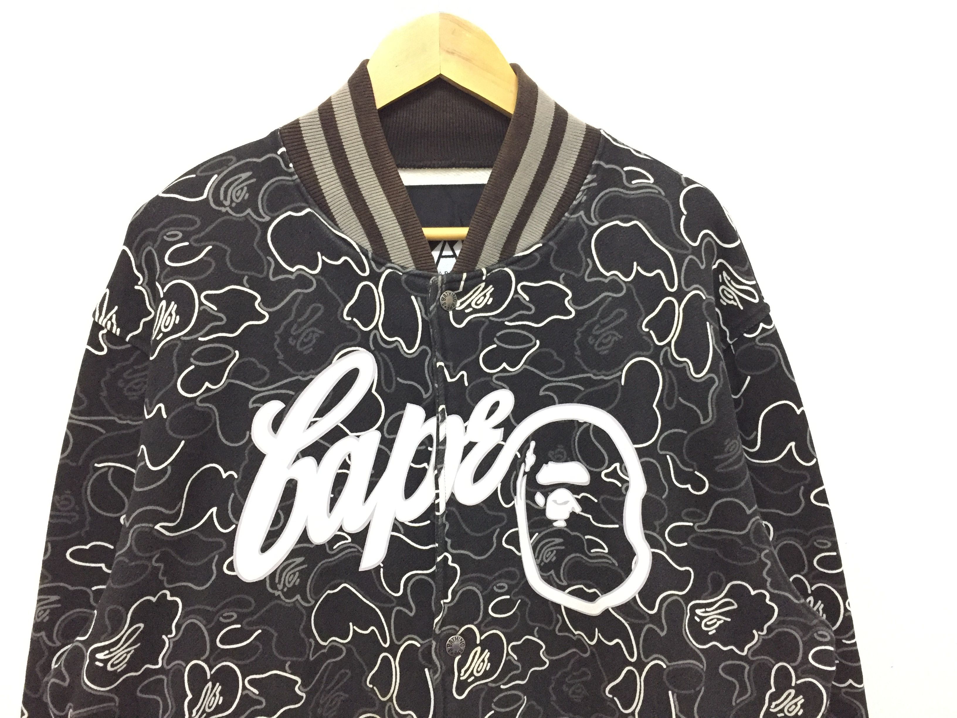 Bape 2006 Neon Camo Sweat Varsity Jacket Size US L / EU 52-54 / 3 - 4 Thumbnail