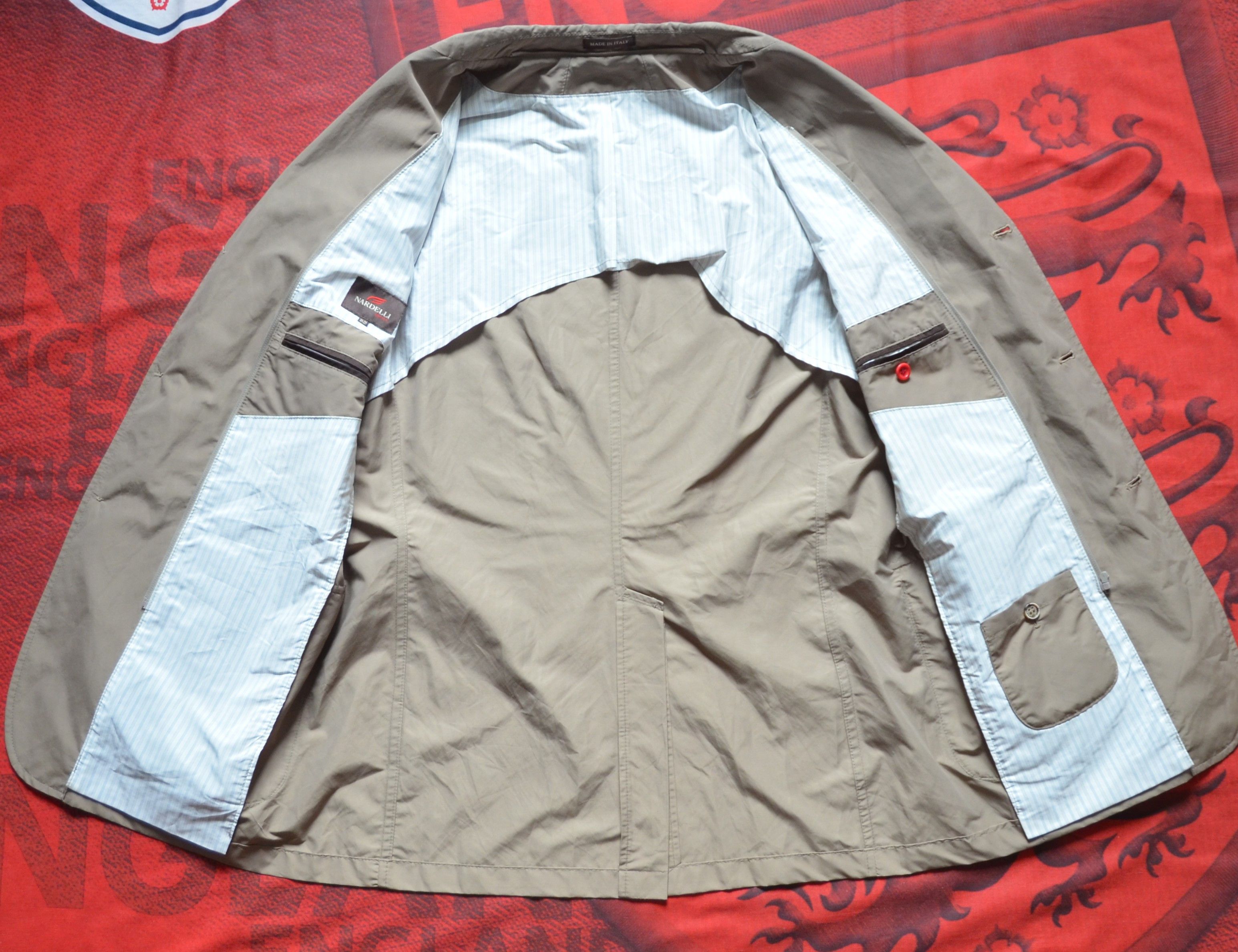 Angelo Nardelli Angelo Nardelli Sport Mens Light Jacket Size 52 L Beige Size US L / EU 52-54 / 3 - 5 Thumbnail