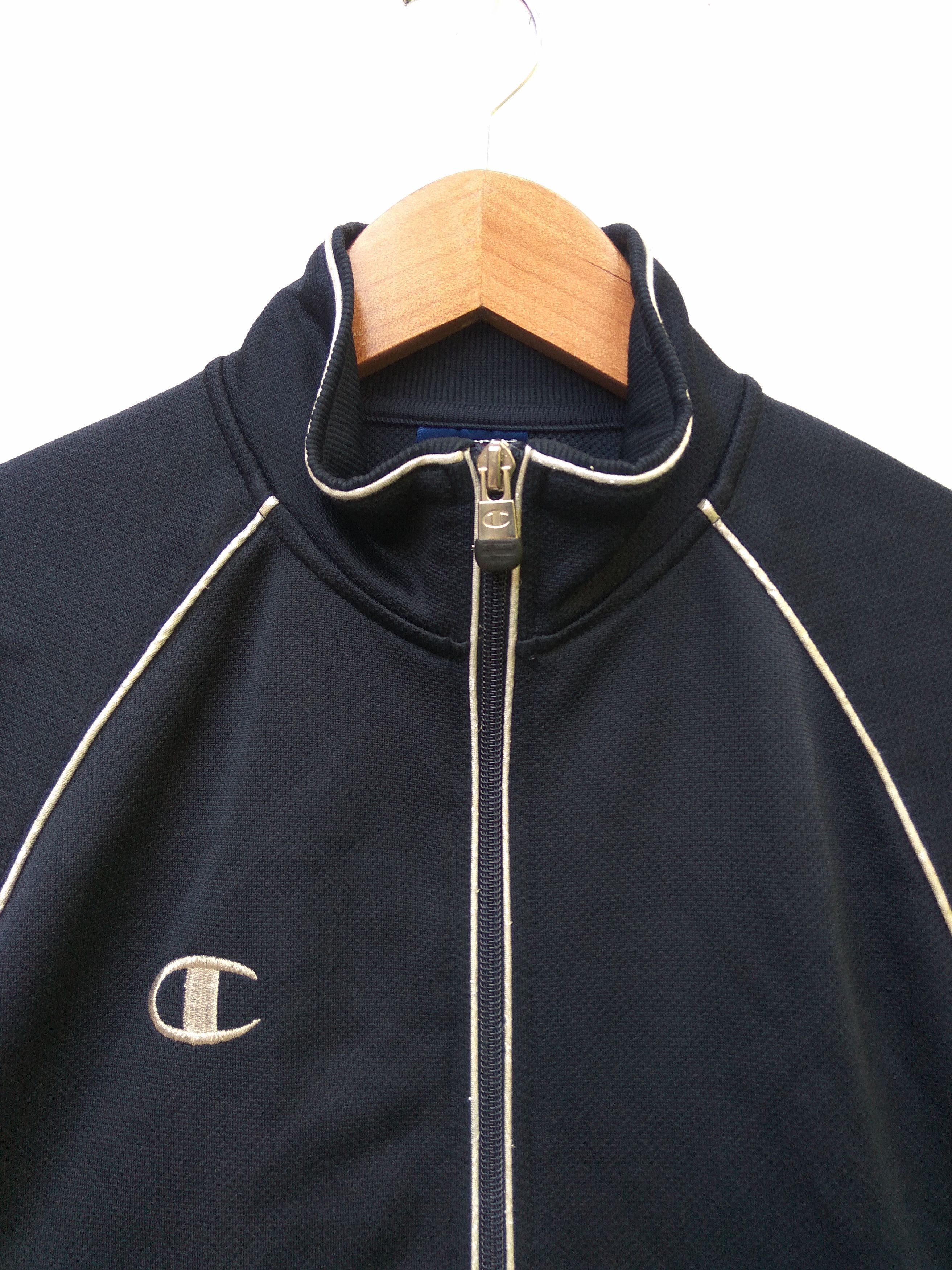 Champion Vintage CHAMPION Zipper Sweater big logo spell out Size US S / EU 44-46 / 1 - 2 Thumbnail
