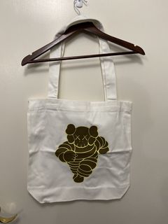 KAWS x Uniqlo Logo Tote Bag Beige - SS16 - US