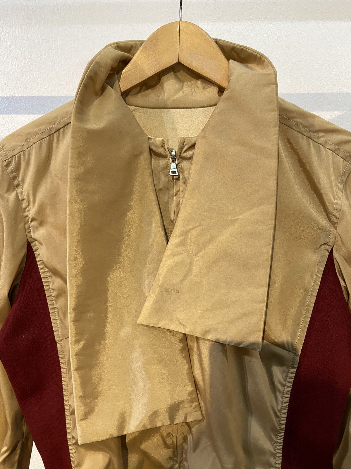 Prada Prada Reversible Nylon Bow Collar jacket Size US L / EU 52-54 / 3 - 8 Thumbnail