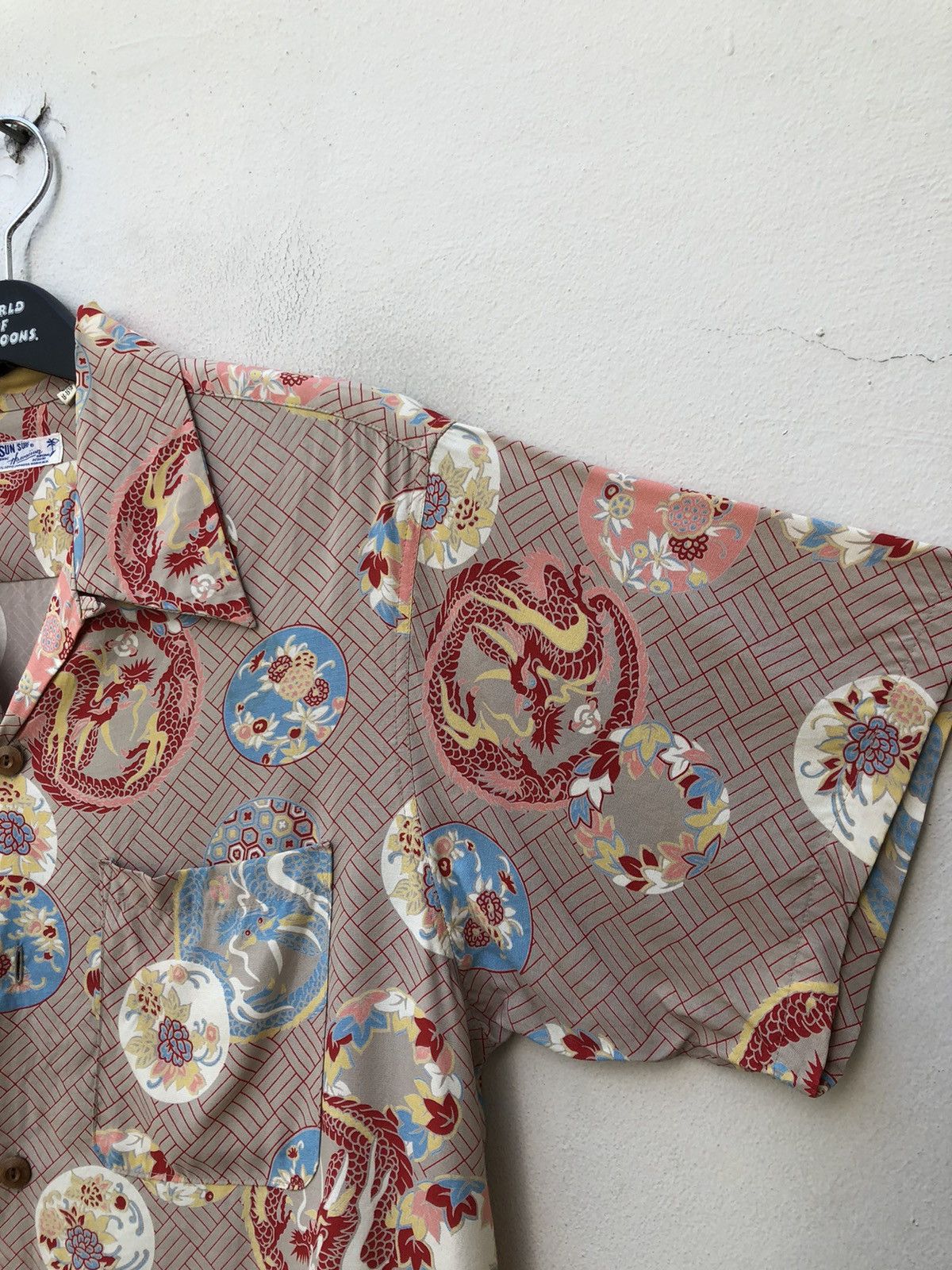 Japanese Brand × Sugar Cane Sun Surf Japan Asian Pattern Dragons Rayon Hawaiian Shirt Size US M / EU 48-50 / 2 - 8 Thumbnail