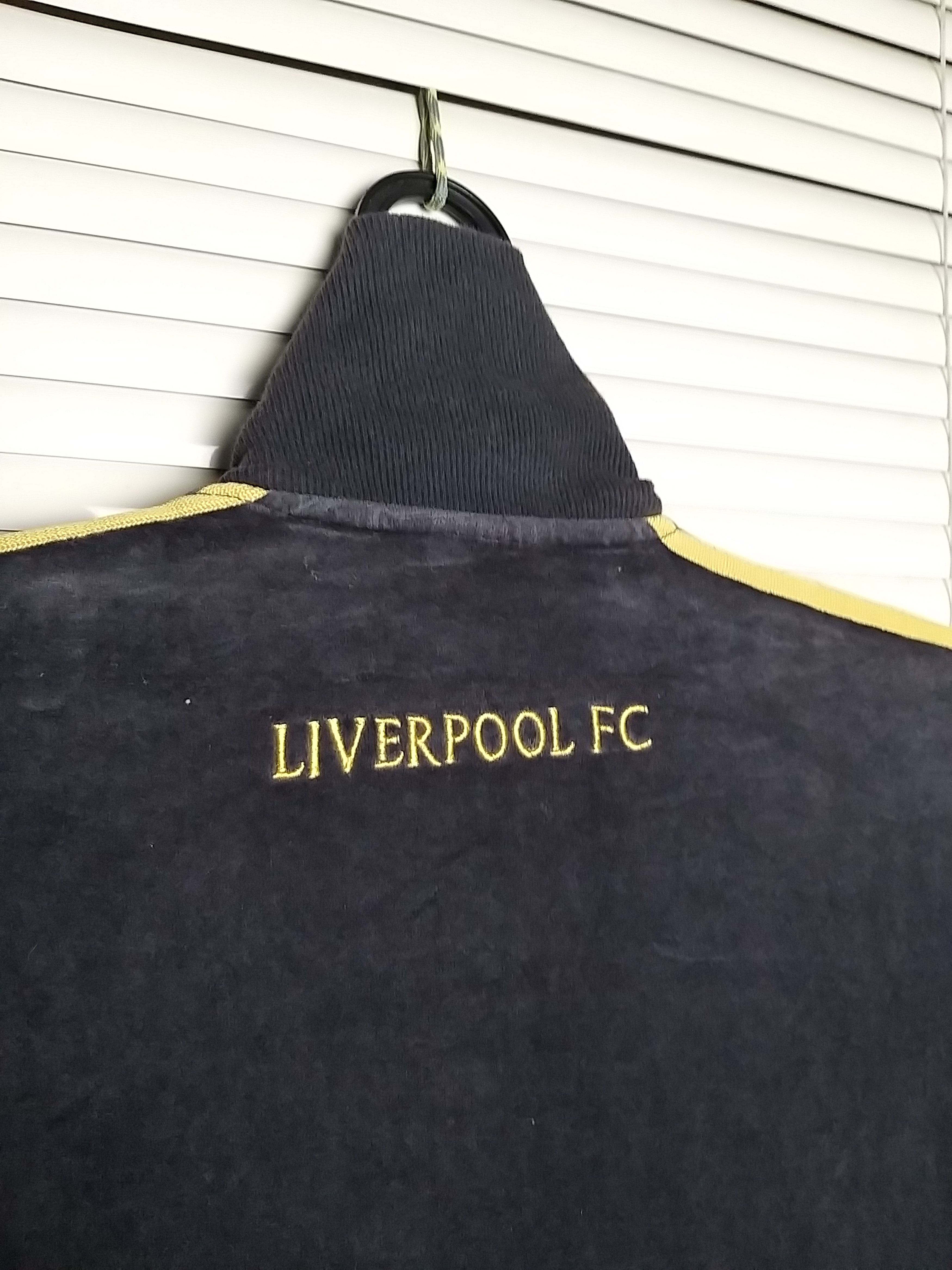 Adidas NICE💥VINTAGE ADIDAS "LIVERPOOL" VELVET ZIPPER SWEATER/JACKET Size US XS / EU 42 / 0 - 5 Thumbnail