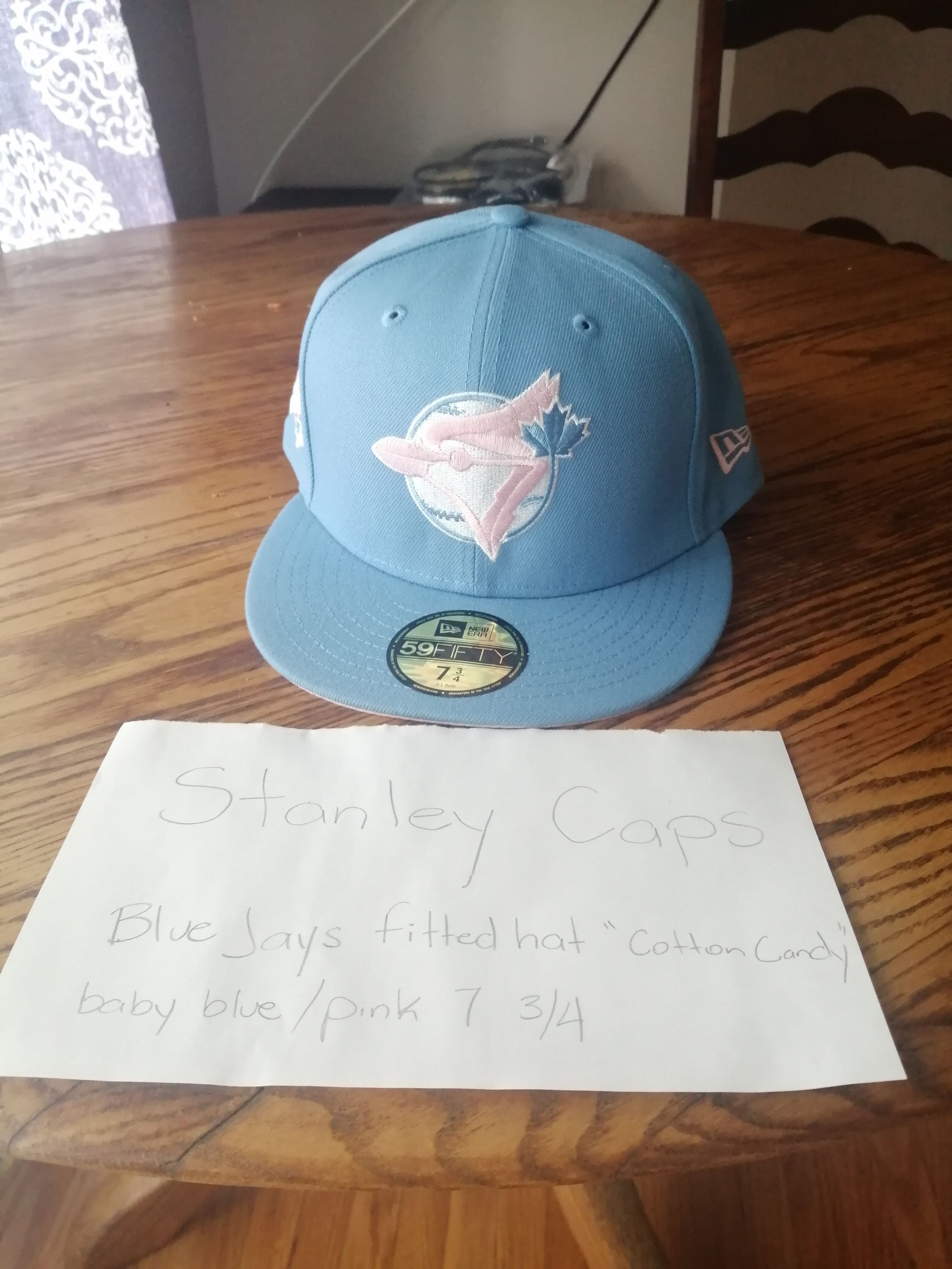 Hat Club Exclusive Toronto BlueJays Cotton Candy Fitted size 7 3/8
