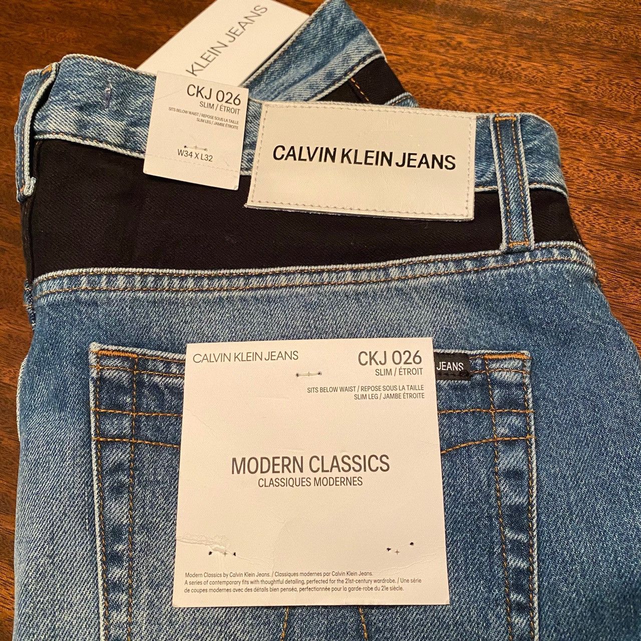 Brand NWT Calvin Klein Color-block Slim fit Denim Jeans 34