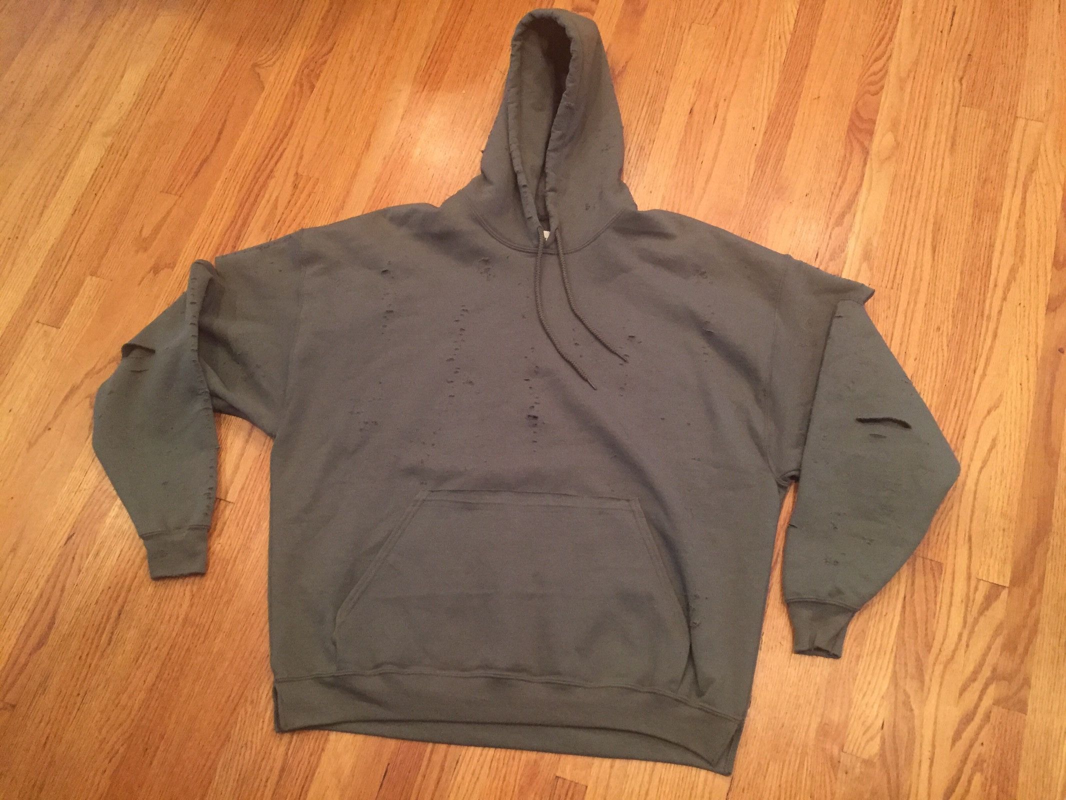 Krystian Lorenzana Slow Build Heavy Grind Distressed Sweatshirt Hoodie Sz. Xl.