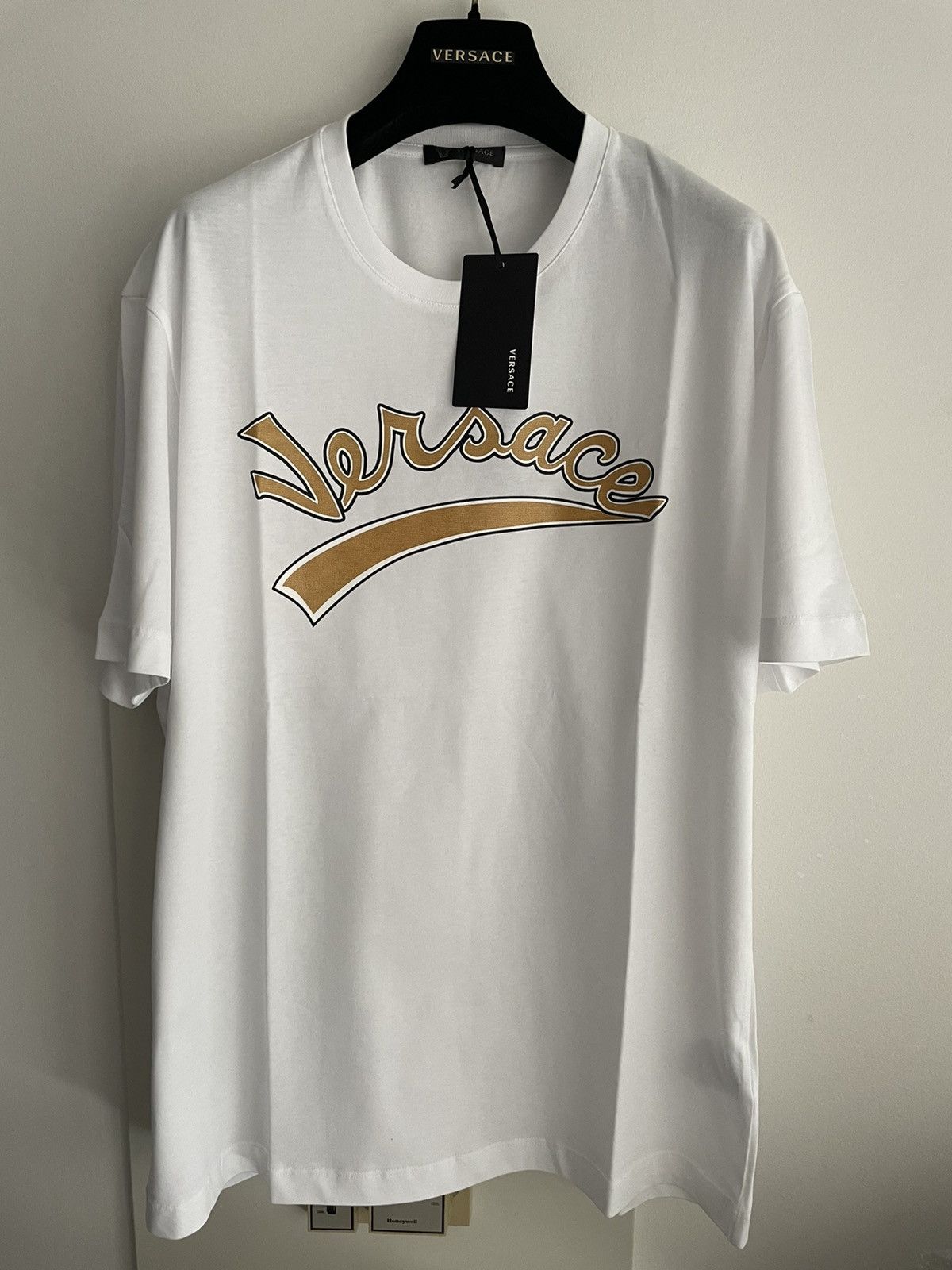 Versace New Super Runway Limited Edition Versace Logo Tee T-shirt Size US XL / EU 56 / 4 - 19 Thumbnail