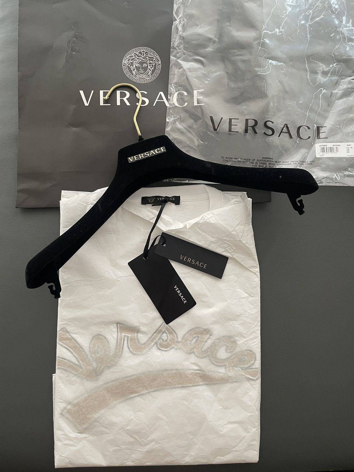 Versace New Super Runway Limited Edition Versace Logo Tee T-shirt Size US XL / EU 56 / 4 - 10 Thumbnail