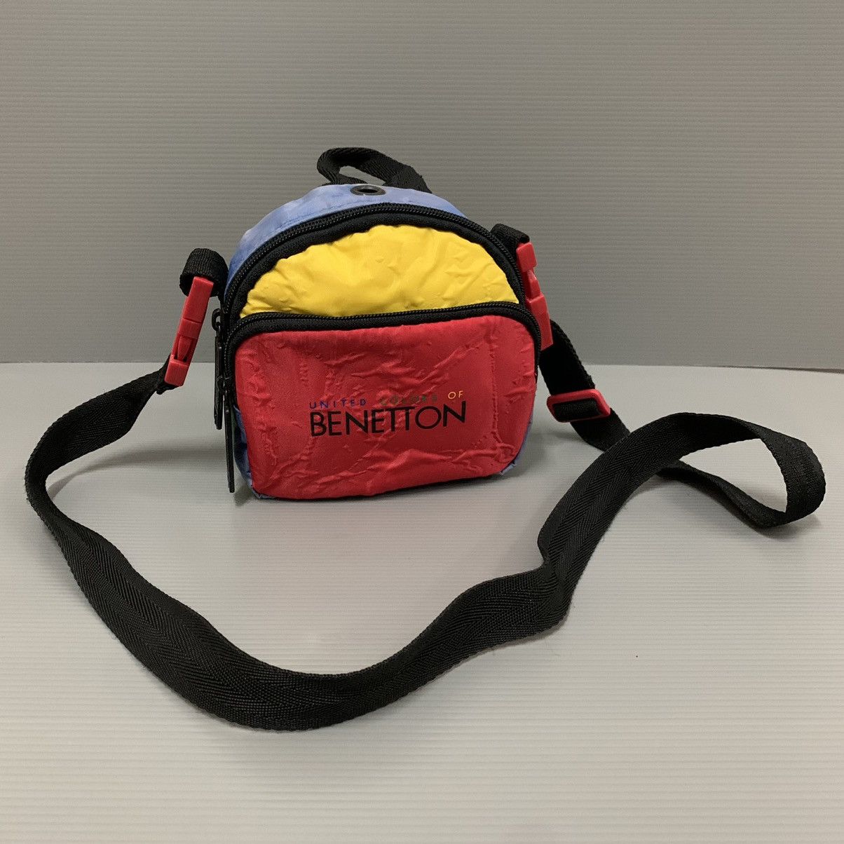 United Colors Of Benetton United Colour Of Benetton Sling Pouch Bag Size ONE SIZE - 2 Thumbnail