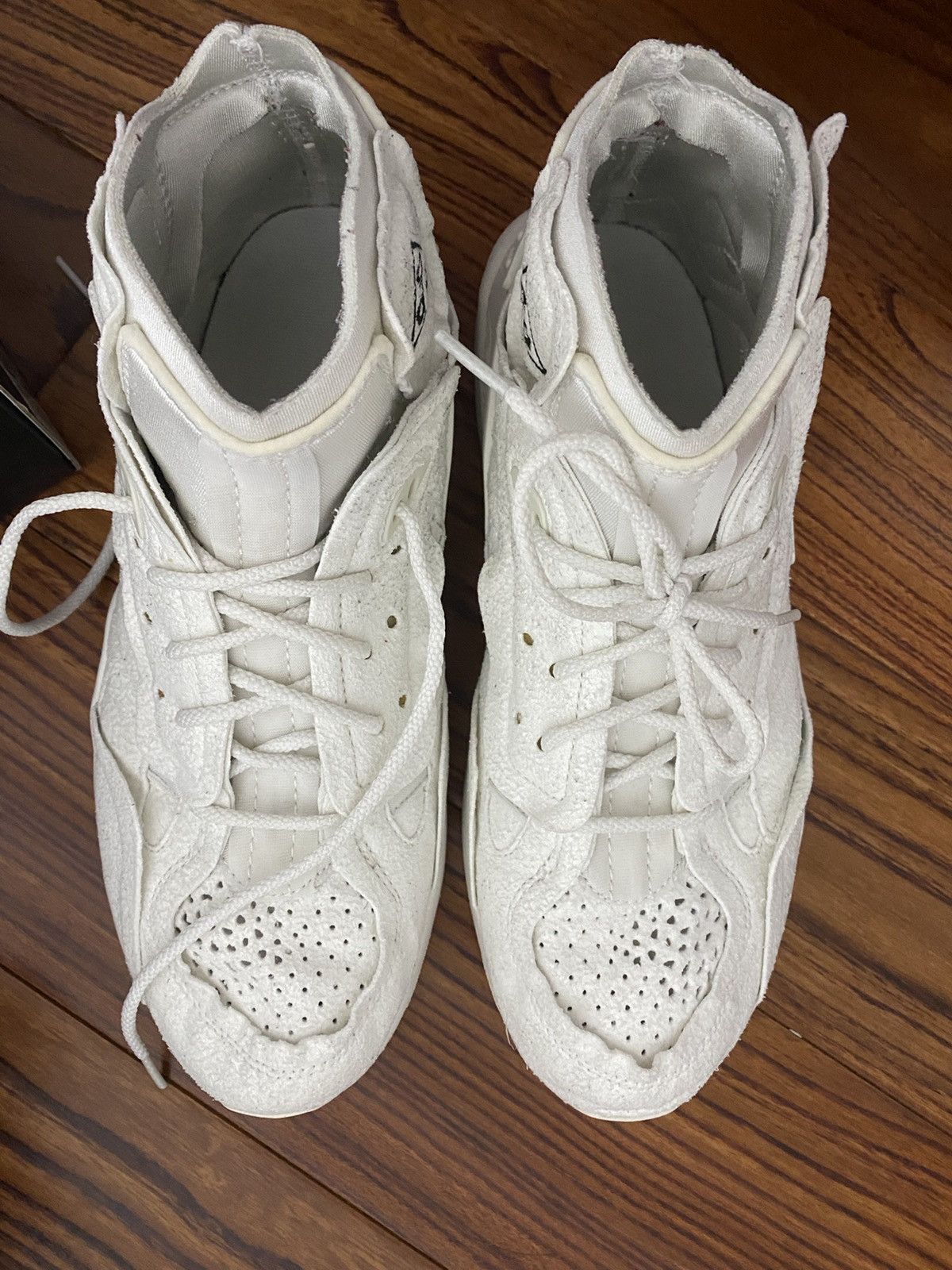CDG by Comme des Garcons Comme des Garcons x Air Mowabb White 2018 Size US 9 / EU 42 - 2 Thumbnail