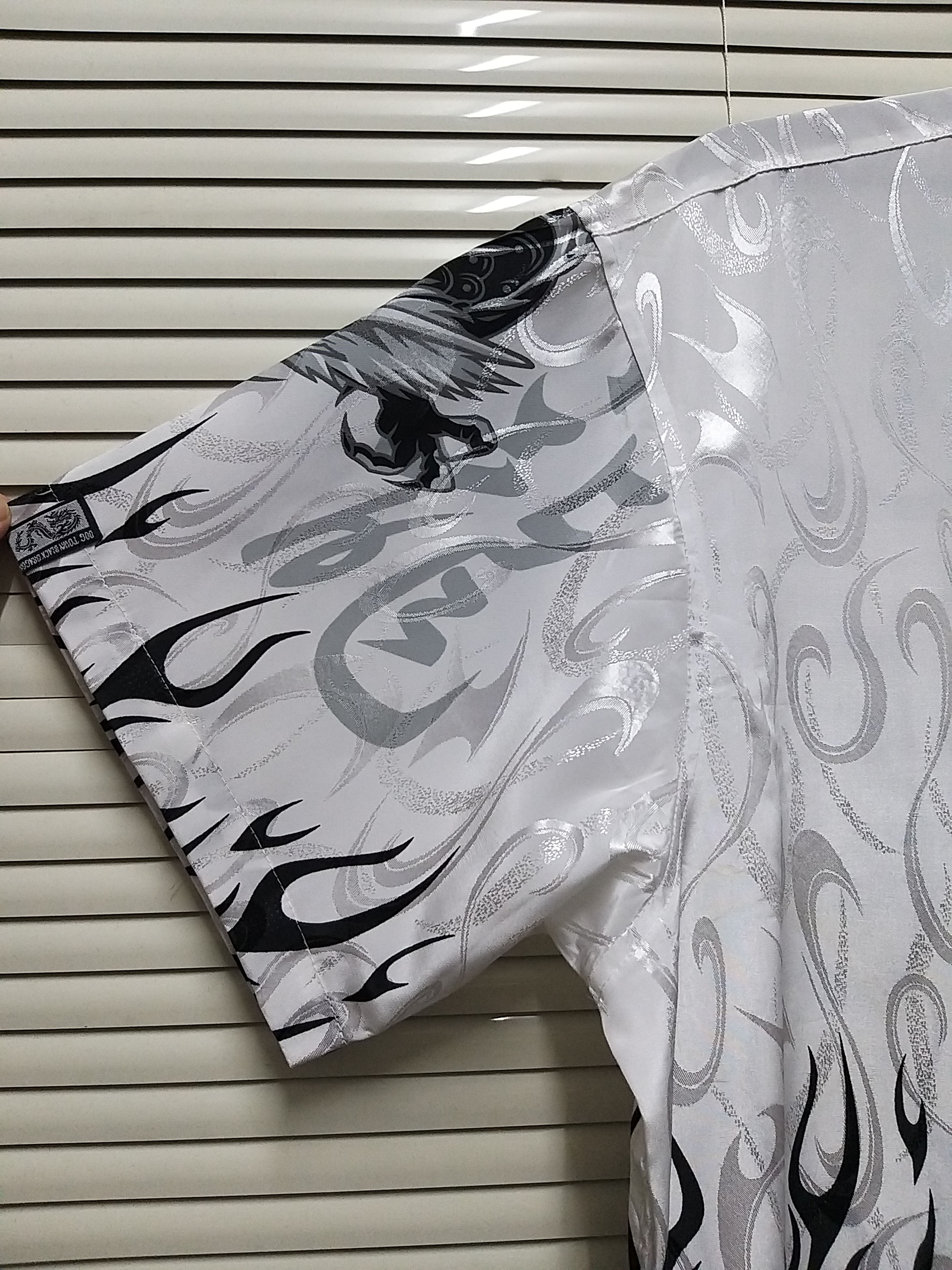 Dogtown DOGTOWN BLACK DRAGON SUKAJAN ELIMENT BUTTON UPS SHIRT Size US XXL / EU 58 / 5 - 5 Thumbnail