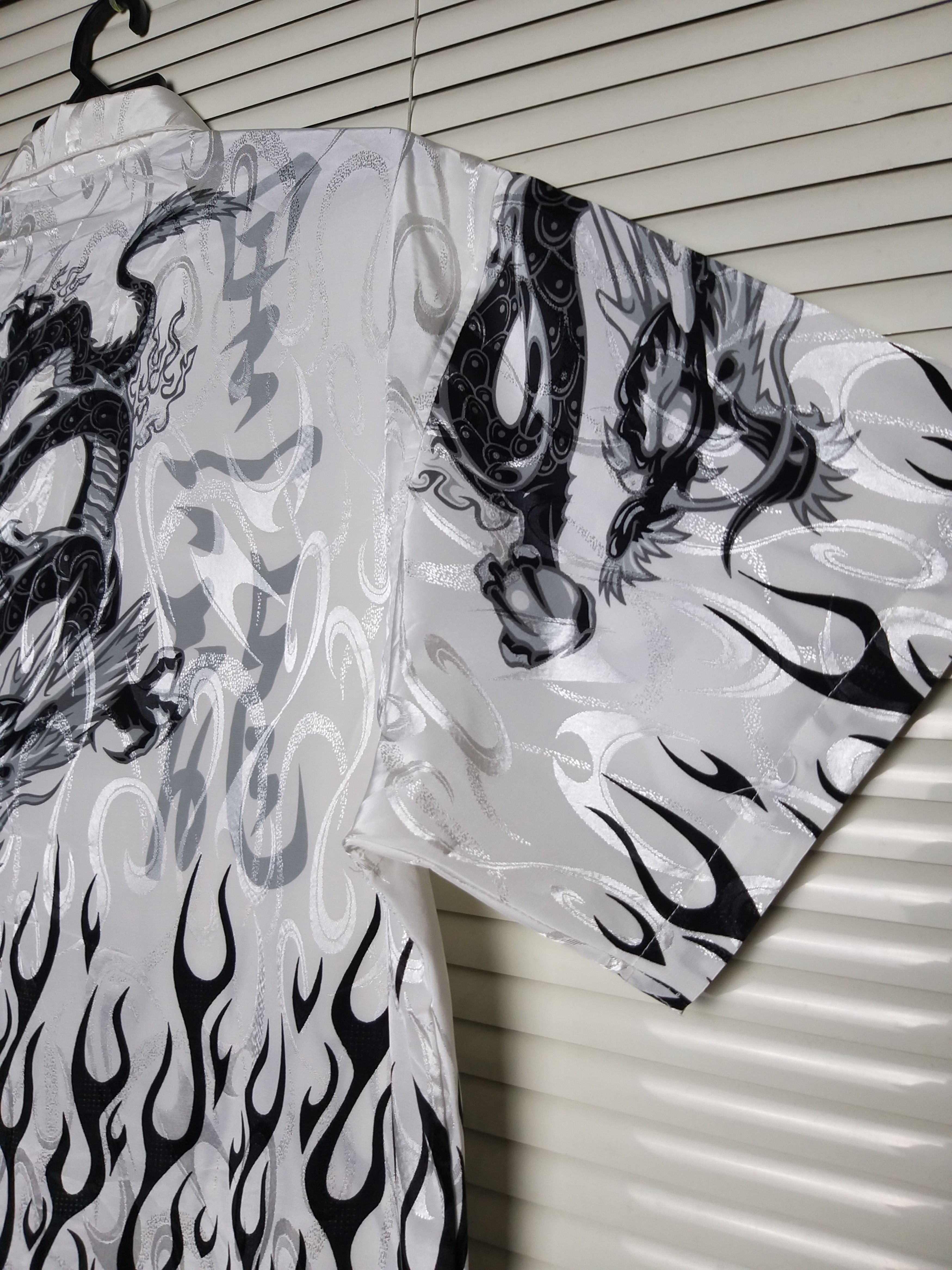 Dogtown DOGTOWN BLACK DRAGON SUKAJAN ELIMENT BUTTON UPS SHIRT Size US XXL / EU 58 / 5 - 8 Thumbnail