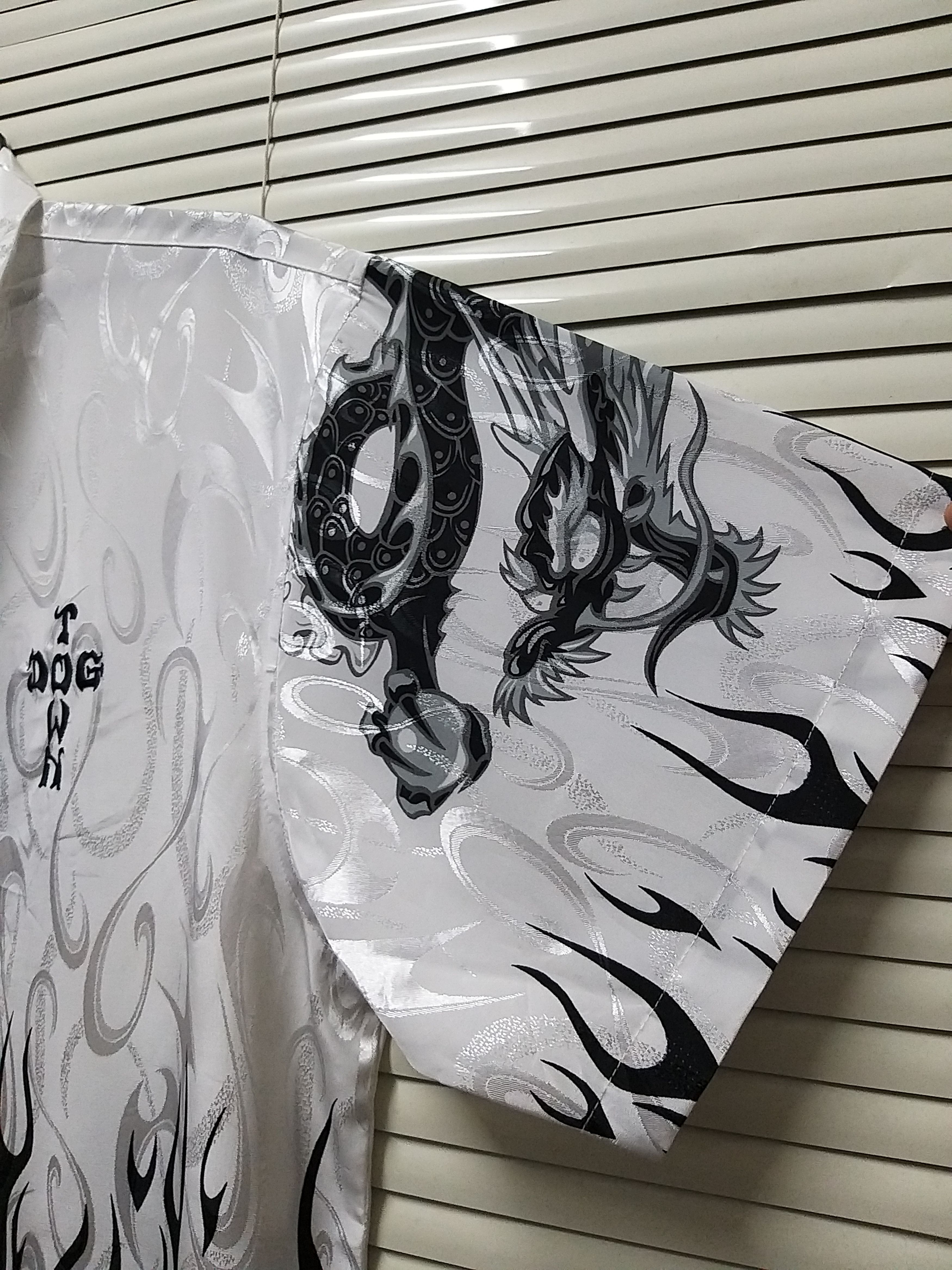 Dogtown DOGTOWN BLACK DRAGON SUKAJAN ELIMENT BUTTON UPS SHIRT Size US XXL / EU 58 / 5 - 6 Thumbnail