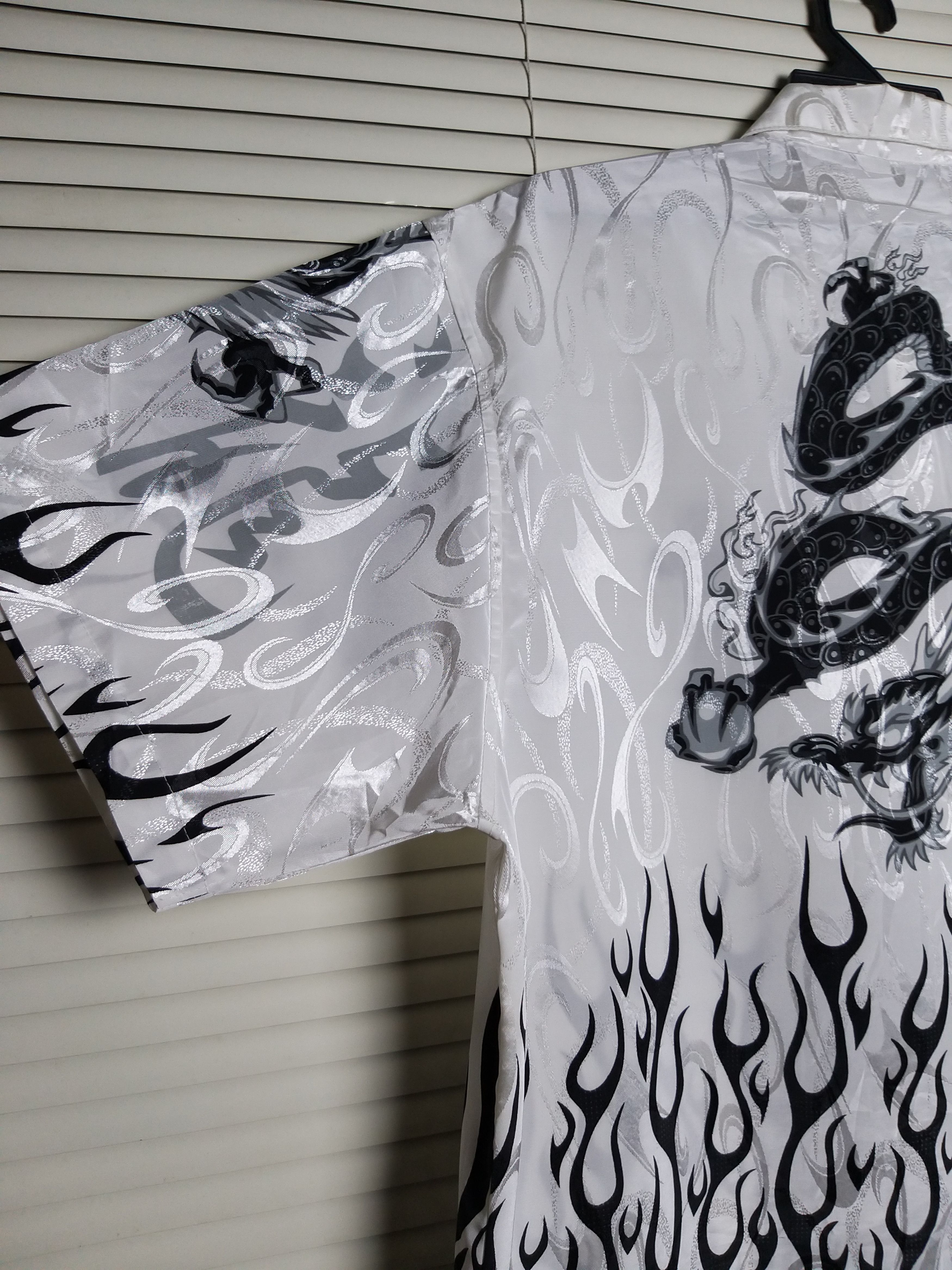 Dogtown DOGTOWN BLACK DRAGON SUKAJAN ELIMENT BUTTON UPS SHIRT Size US XXL / EU 58 / 5 - 7 Thumbnail