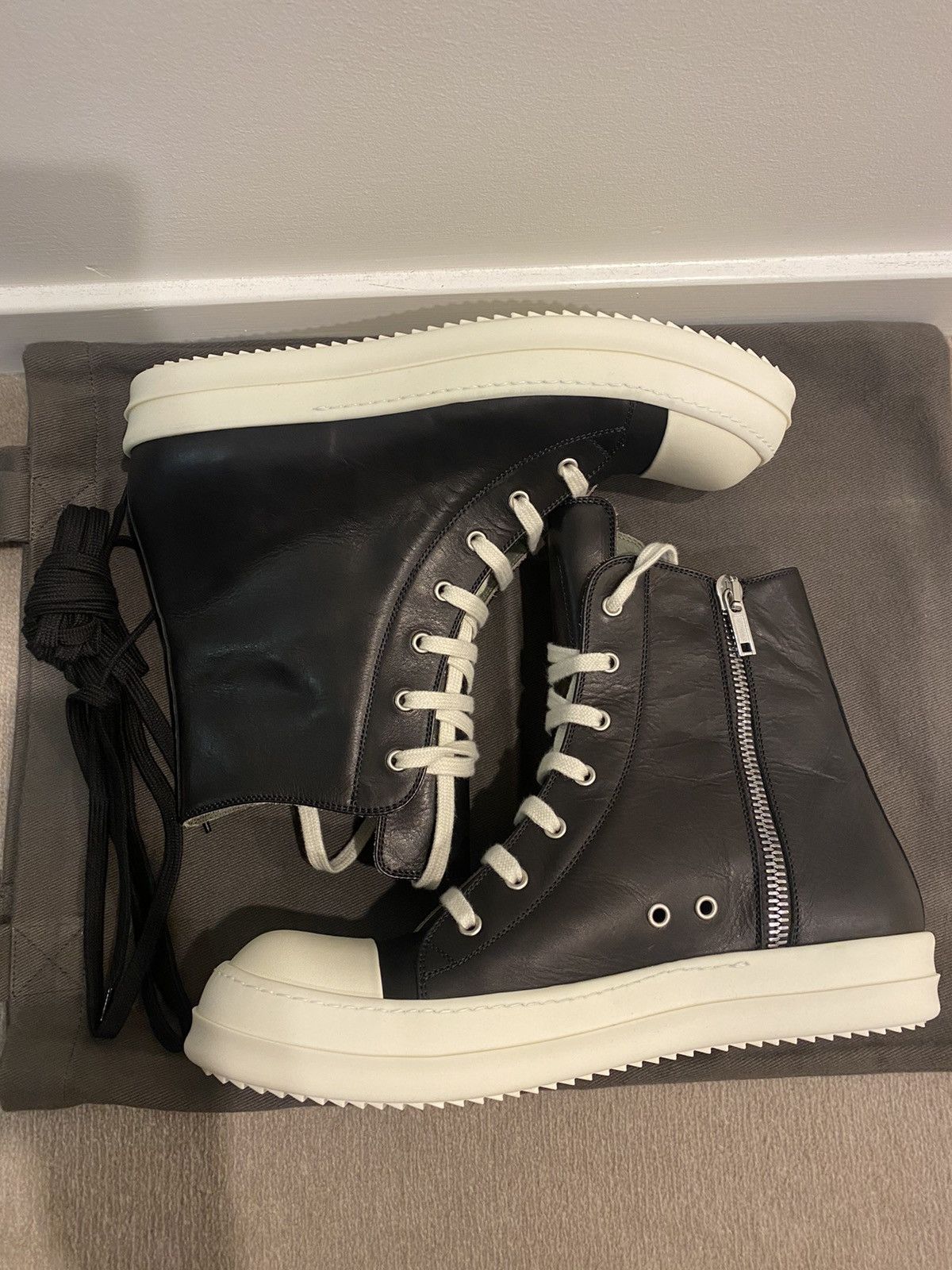 Rick Owens Leather Ramones hightop | Grailed