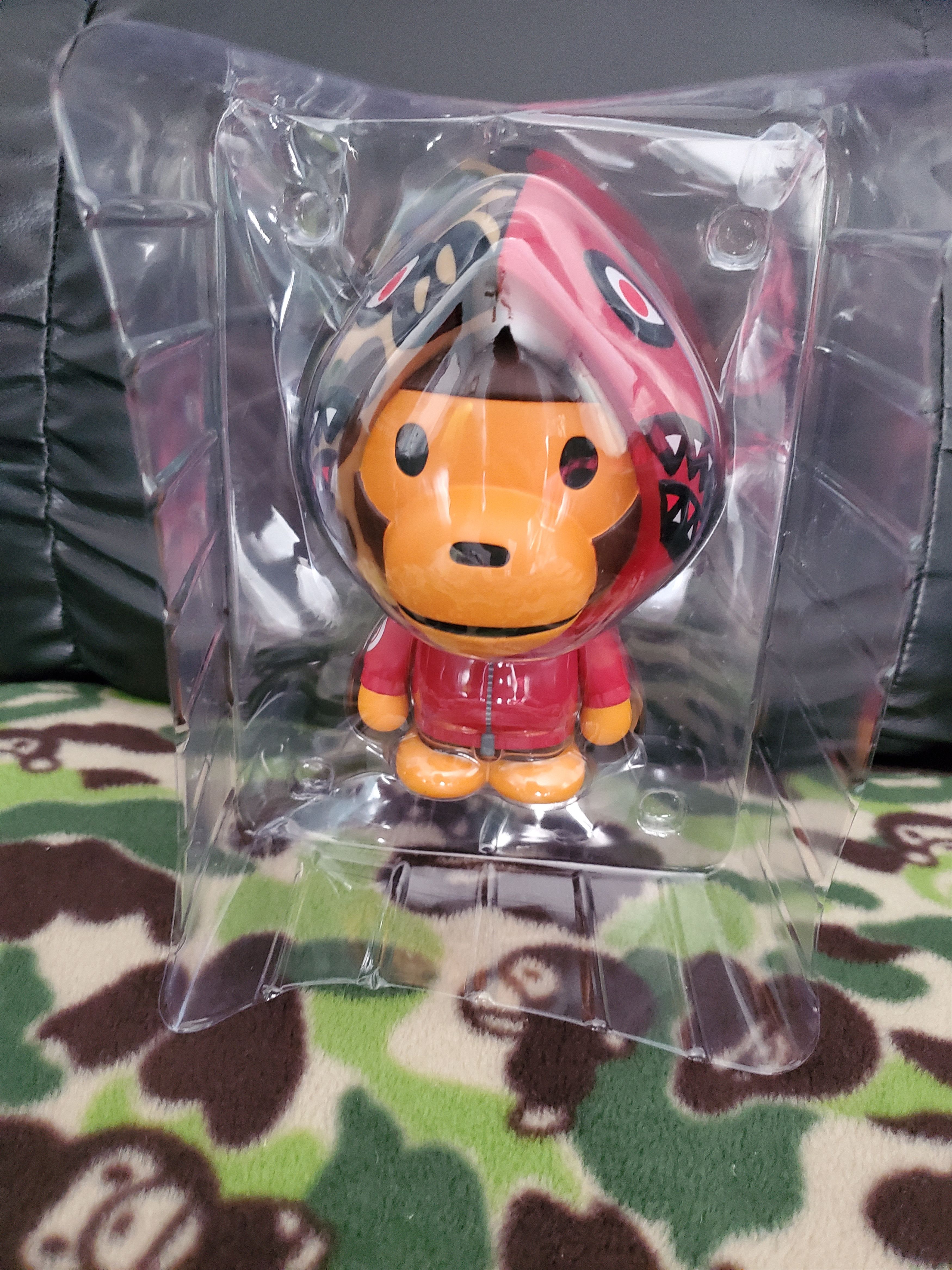 メディコムトイ VCD SHARK HOODIE BABY MILO セット BAPE x Medicom Toy VCD Baby Milo Shark Hoodie Figurine