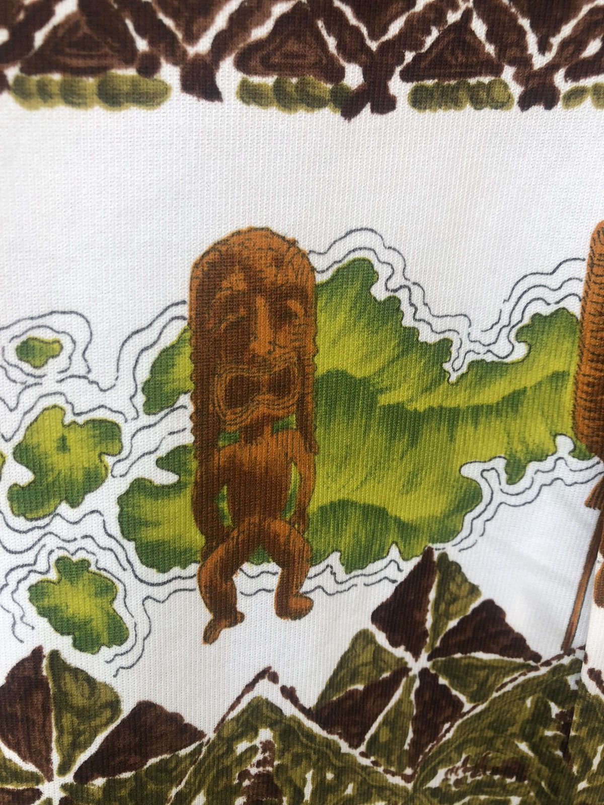 Vintage Vintage 70s MALIHINI Tiki Idol Open Collar Hawaiian Shirt Size US M / EU 48-50 / 2 - 10 Thumbnail