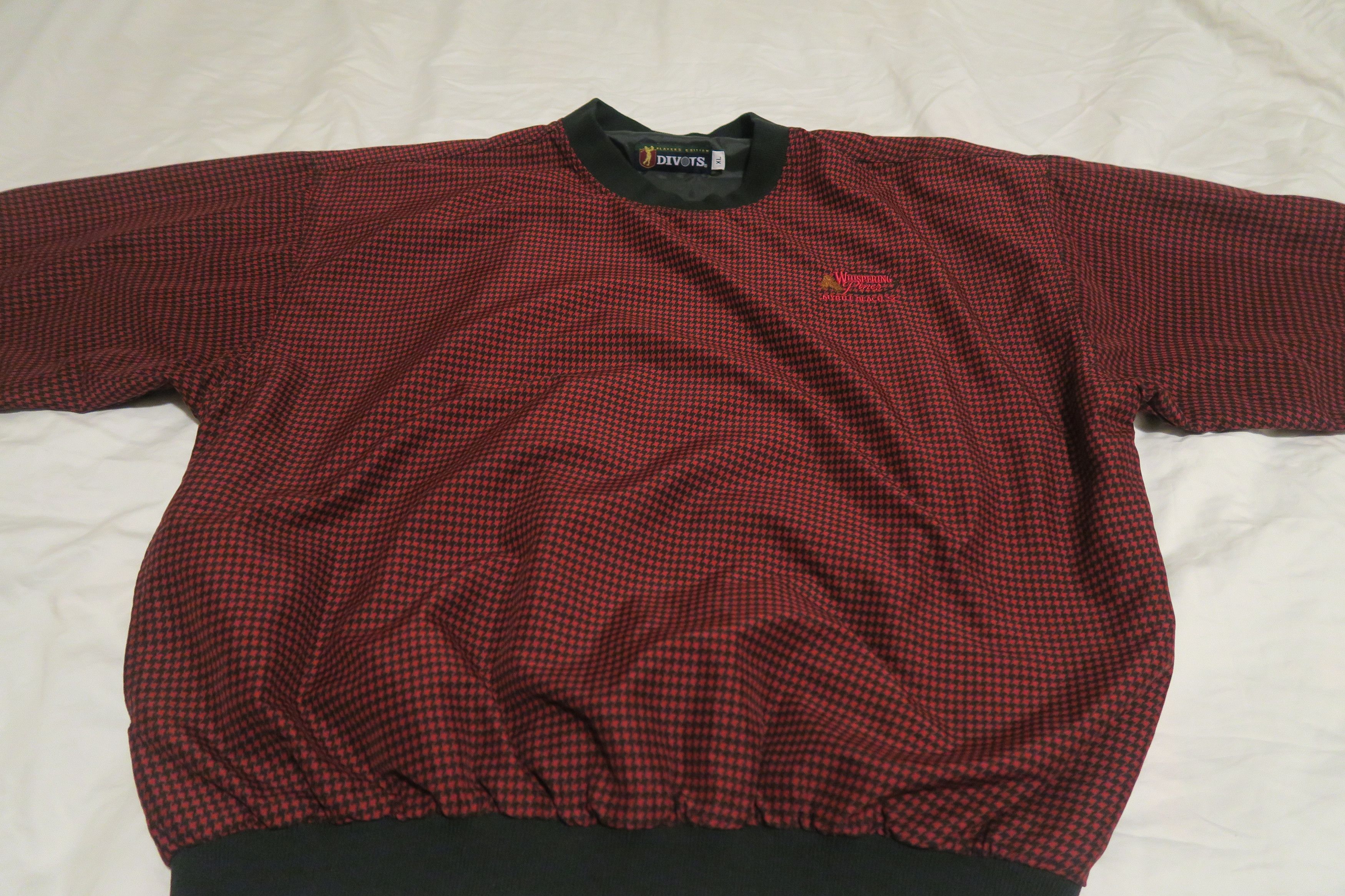 VTG Divots Whispering Pines Golf Club Houndstooth Pullover