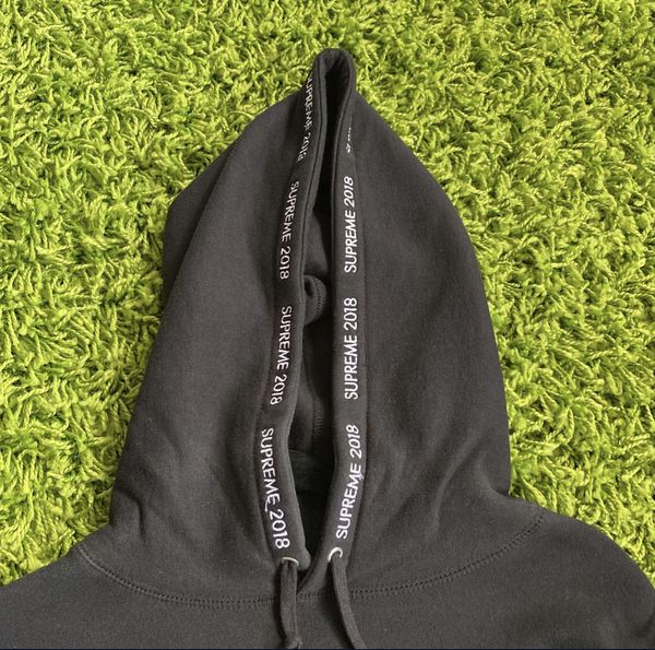 Supreme on sale chanel hoodie